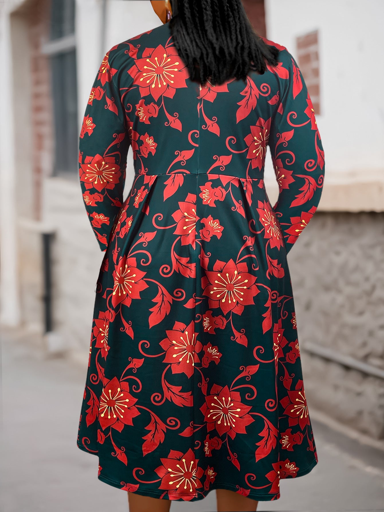 Autumn And Winter Women Flower Print Plus Size Long Sleeve Round Neck Dress 3