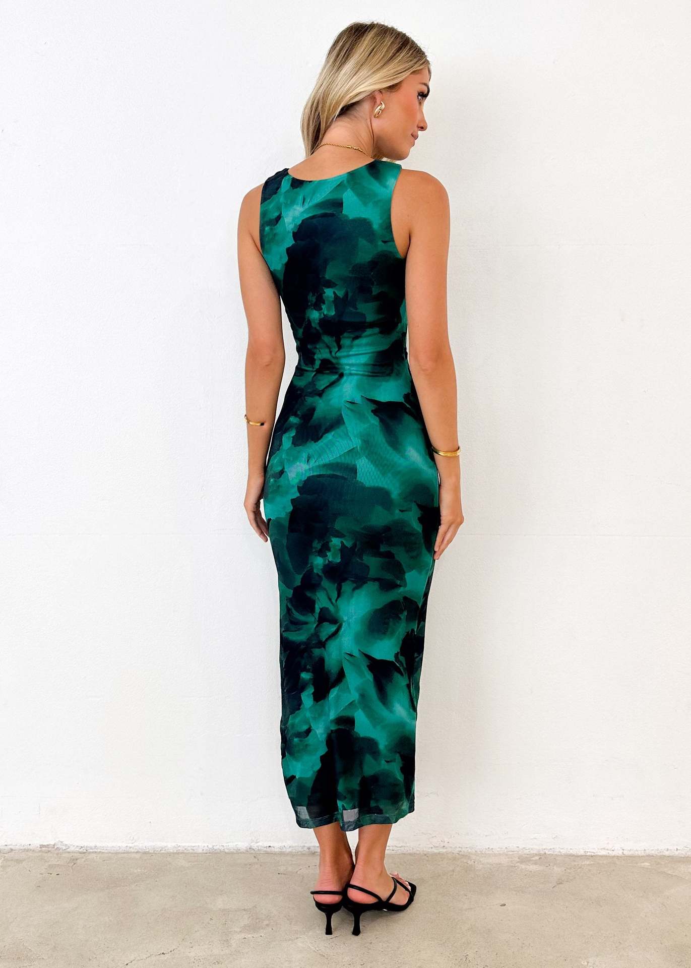 Women's Spring Summer Chic Sexy Printed Sleeveless Slim Waist Slim Long Dress 21