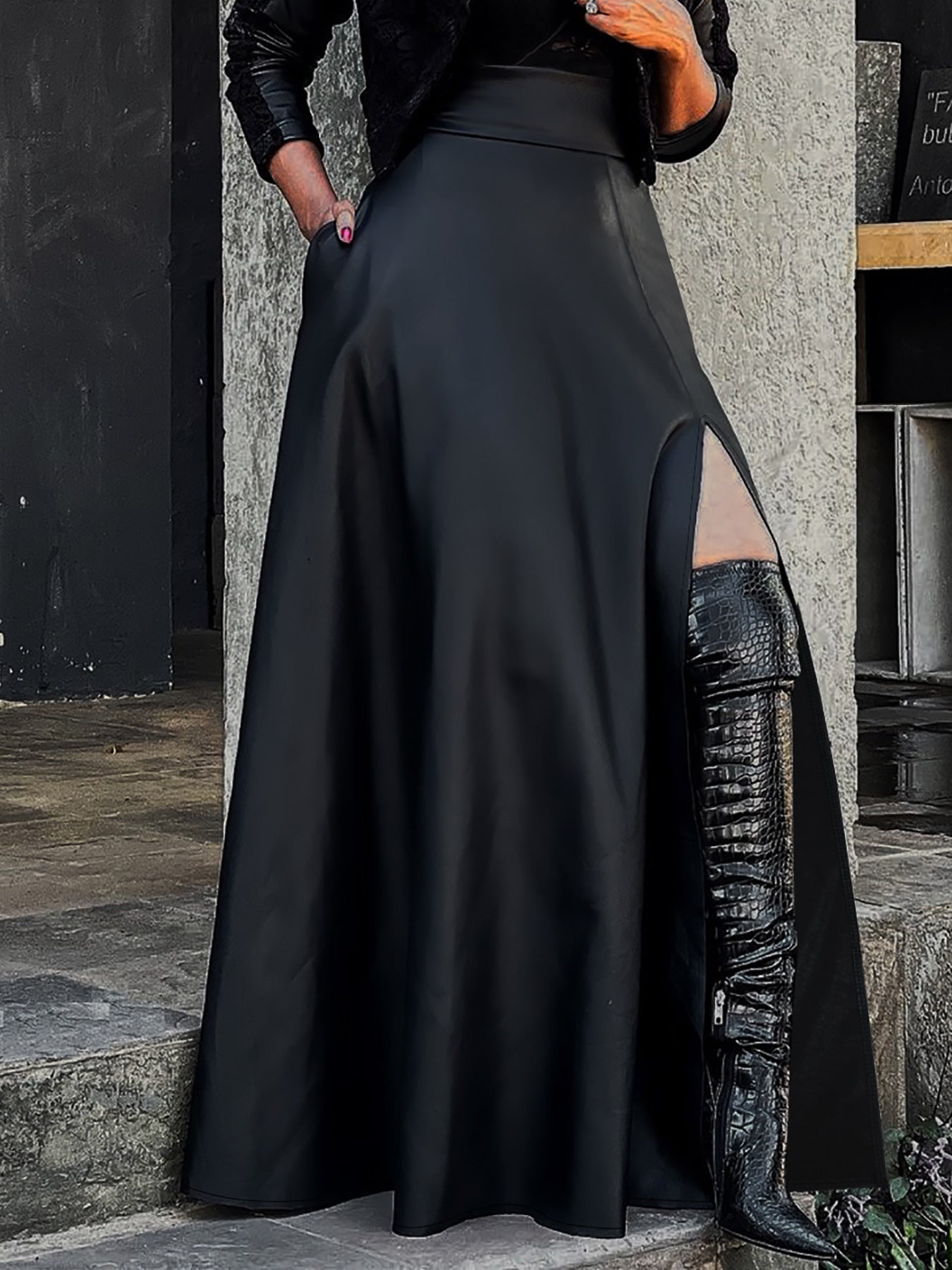Women's Fashion Elegant High Side Slit A-Line Plus Size Long Leather Skirt 3