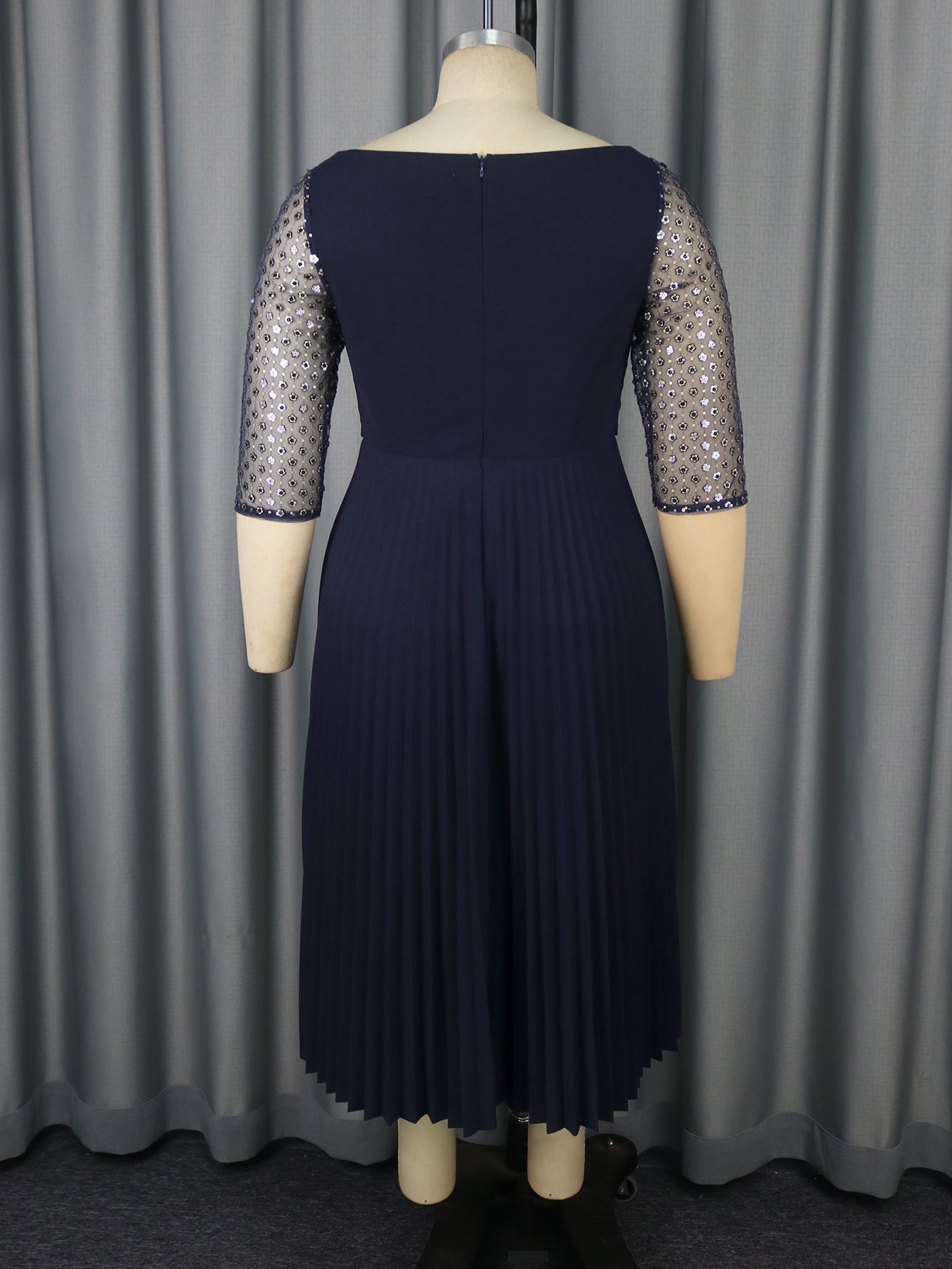 Mesh Patchwork Sequins Round-Neck Pleated A-Line Dress 6