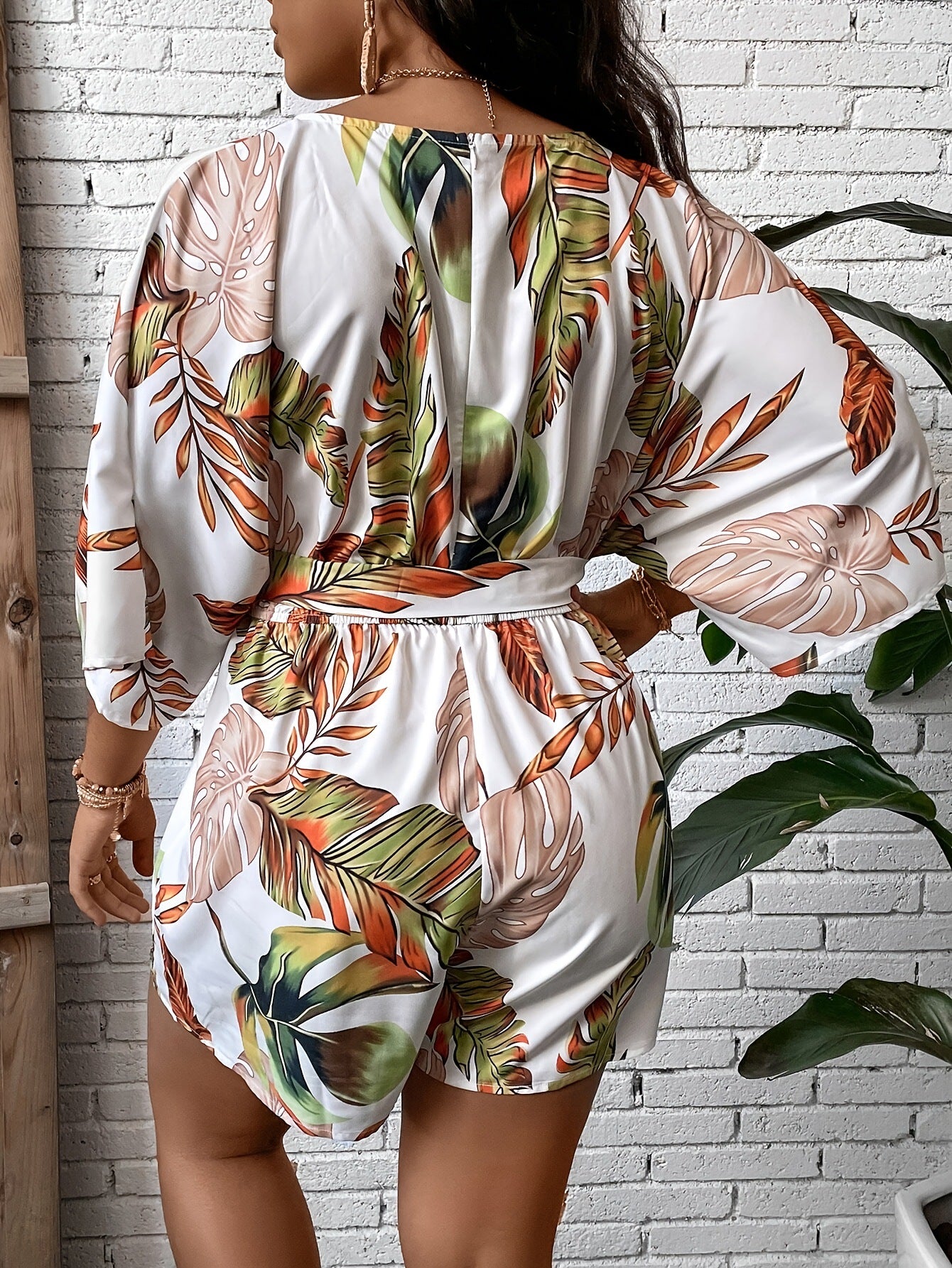 Autumn Sexy V-Neck Bat Sleeves Belt Printed Loose Plus Size Jumpsuit