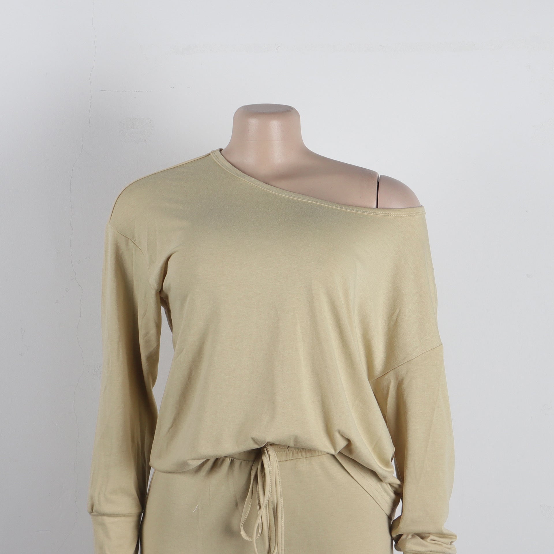 Women Solid Casual Slash Shoulder Top and Pant Two-piece Set 29