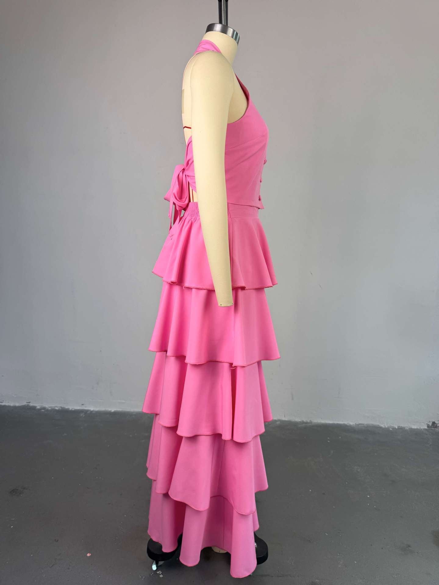 Women summer Halter Neck vest and cake skirt two-piece set 6