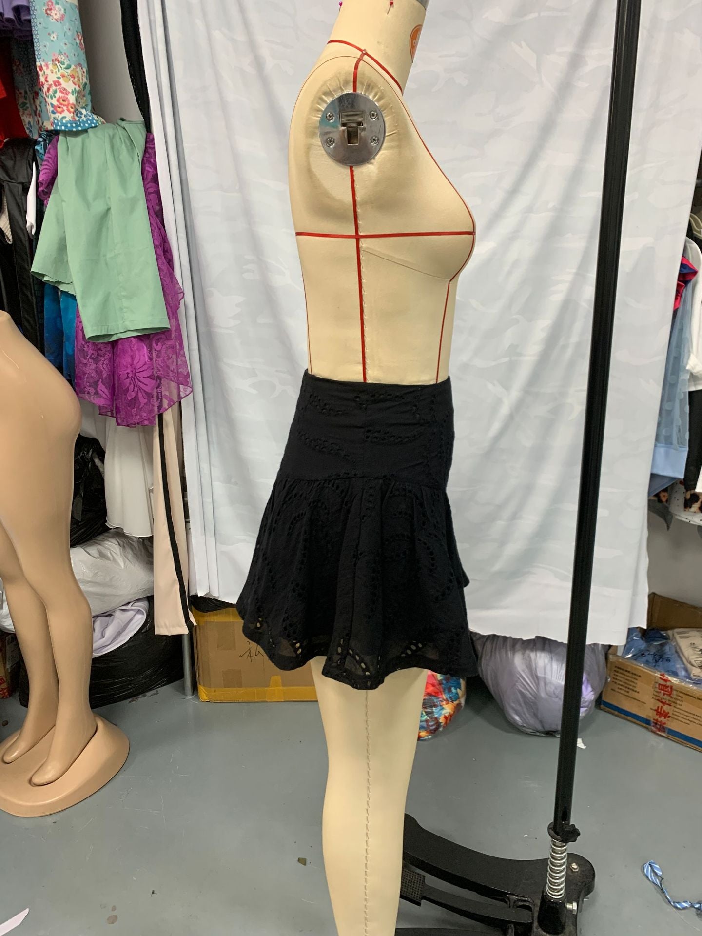 Women black lace skirt 5