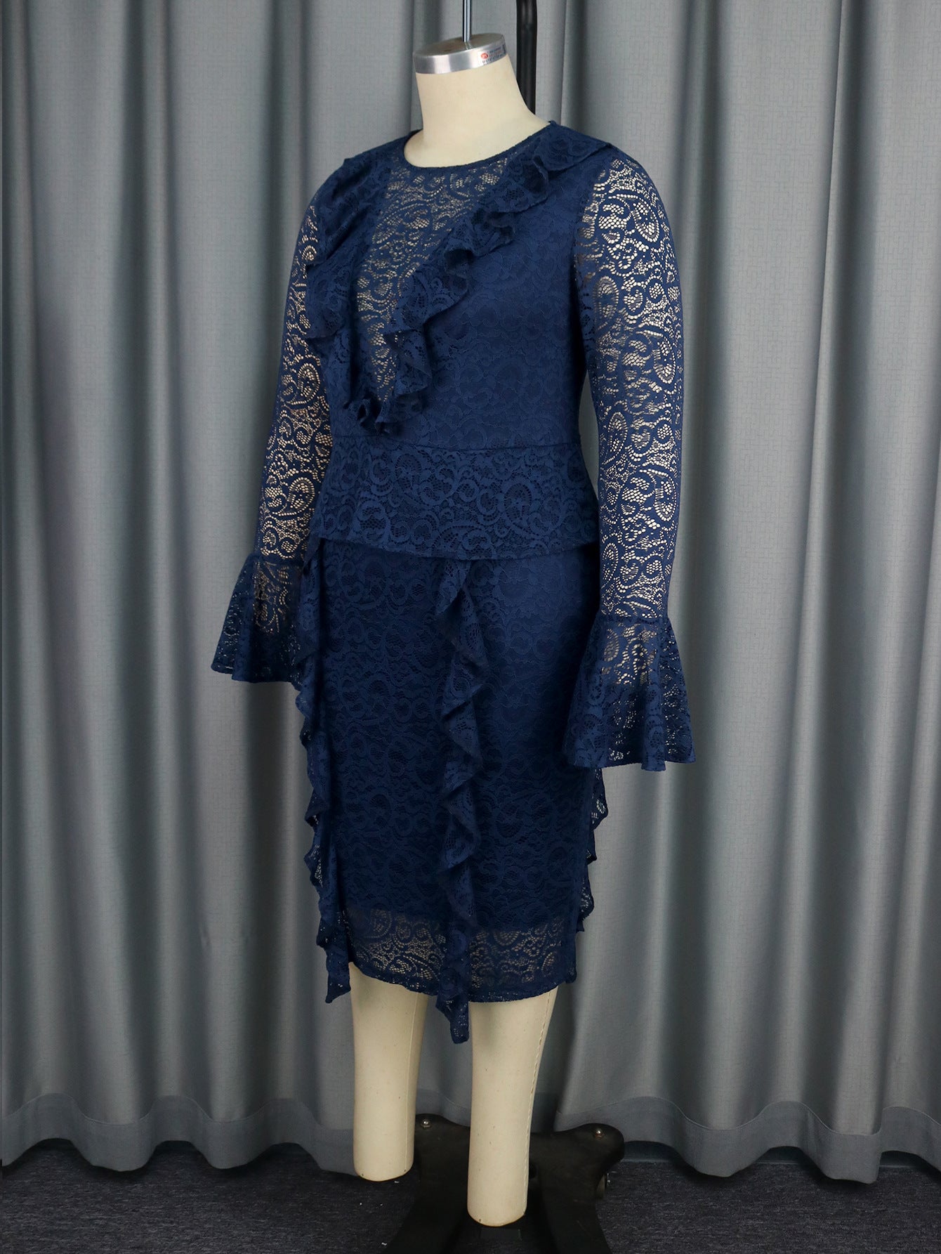 Plus Size Women Elegant Lace Formal Party Bell Bottom Sleeve Dress 5