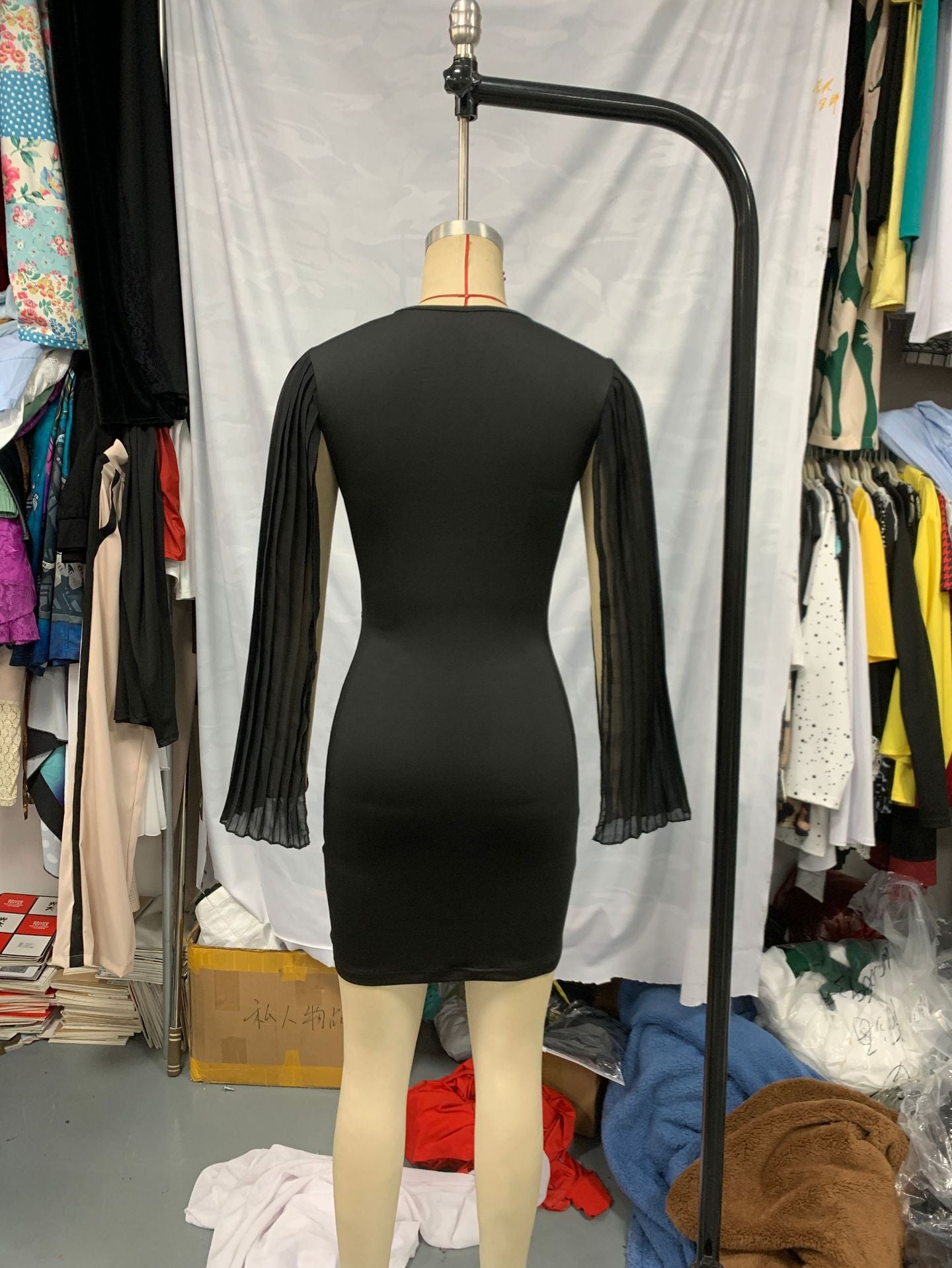 Women’s Elegant Fashion Cape Sleeve Bodycon Dress 7