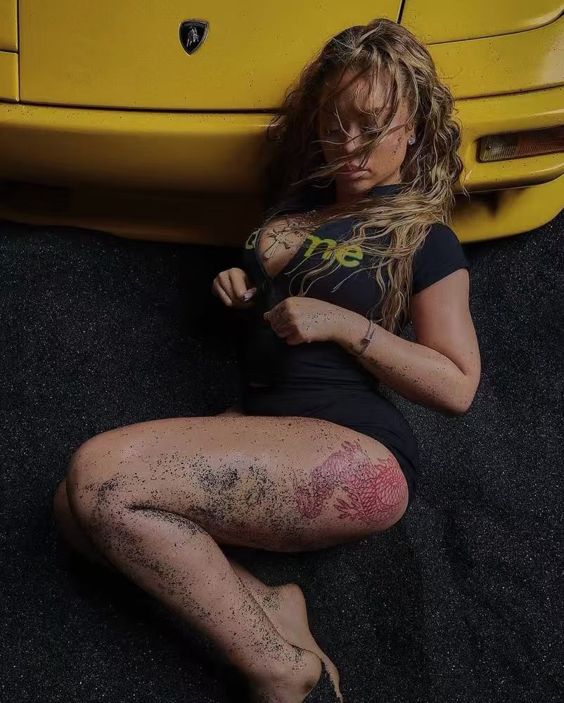 Women Summer Letter Printed Sexy Solid Top and Shorts Two-Piece Set 4