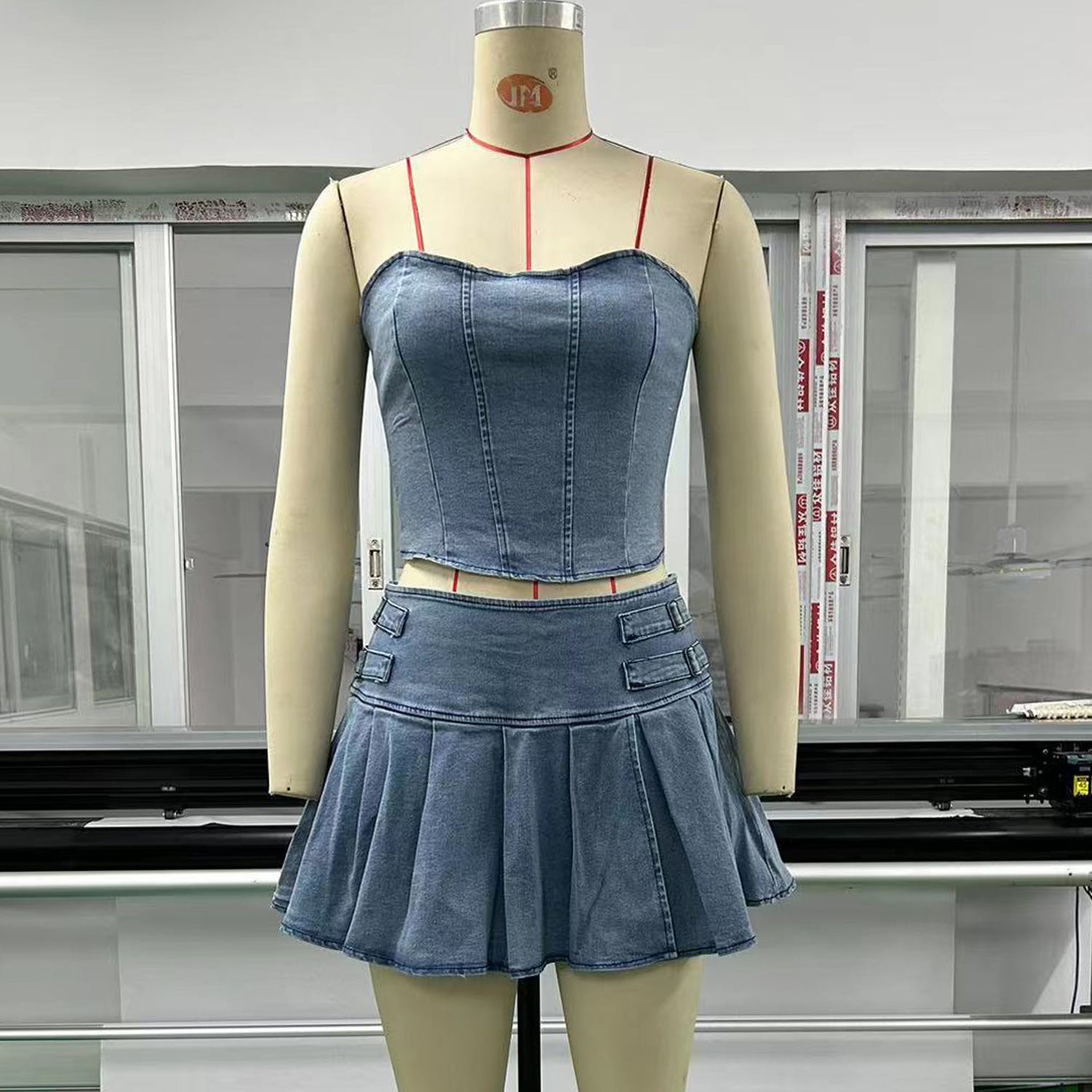 Summer Strapless Denim Suit Sexy Strapless Crop Vest High Waist Split Pleated Skirt Two Piece Set 5