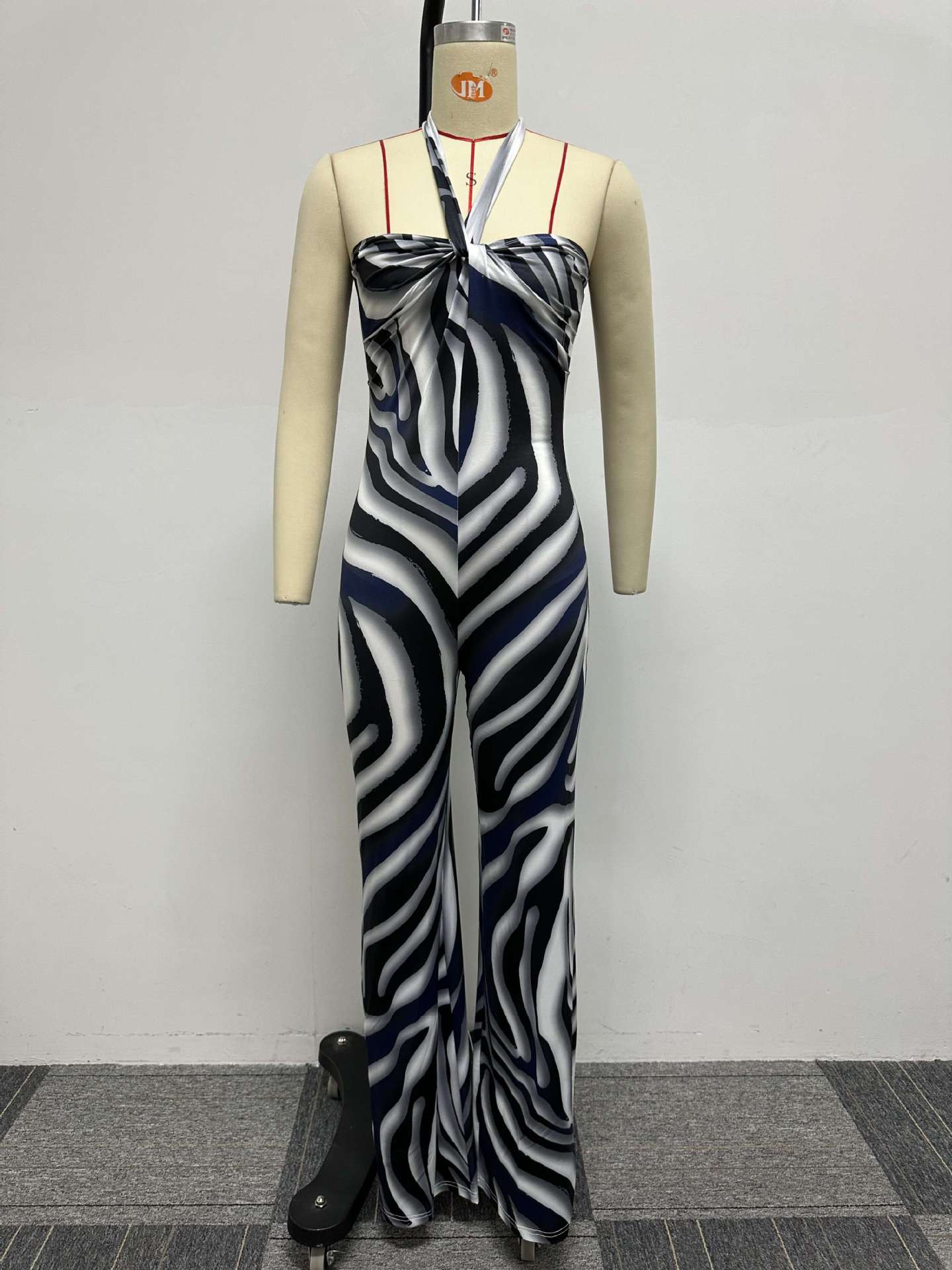 Sexy Printed Halter Neck Lace-Up Printed Stretch Bootstrap Sleeveless Jumpsuit 11