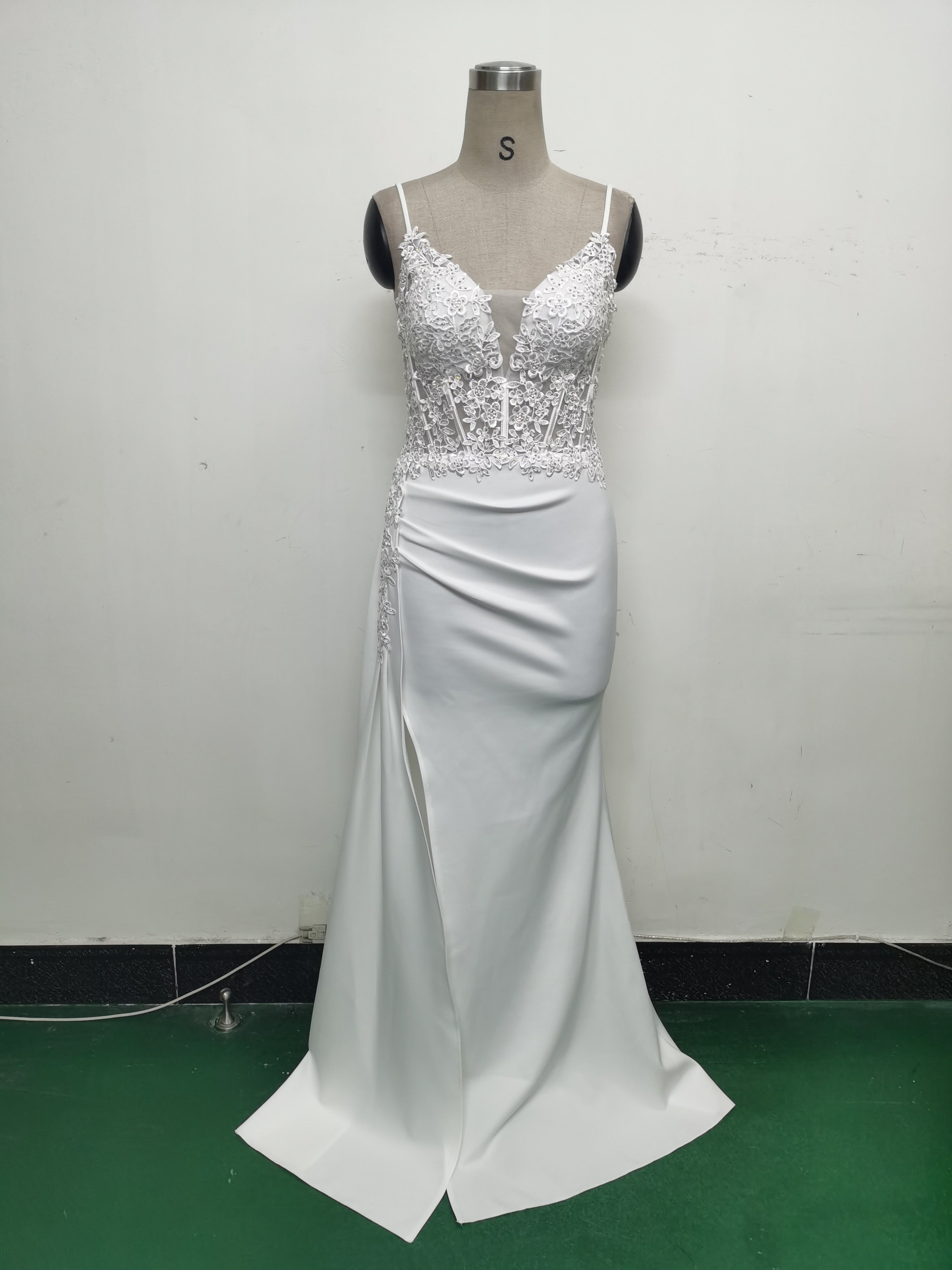 Women Beaded Flowered Fishbone Evening Dress 26