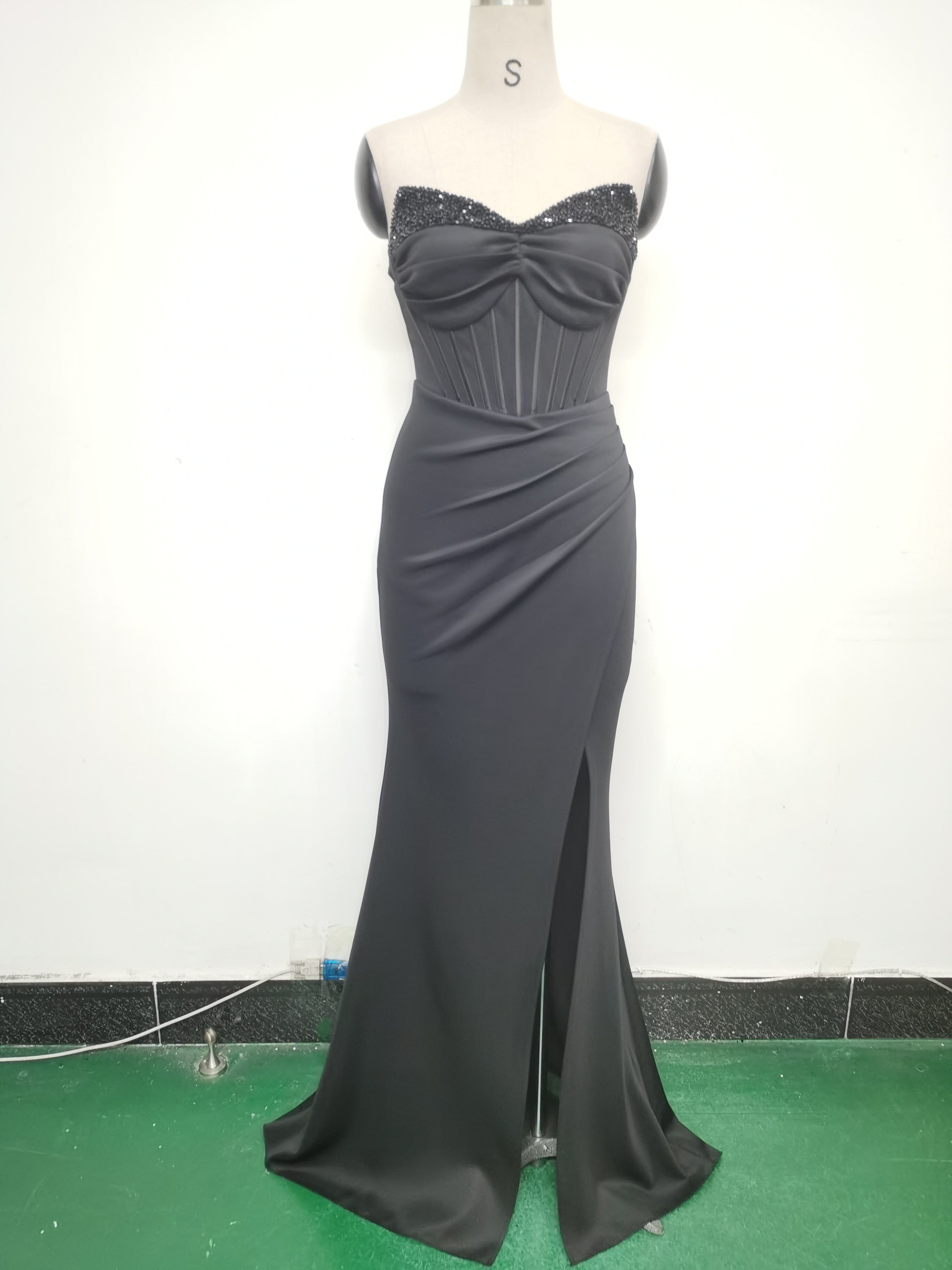 Women Fishbone Vest Beaded Evening Dress 23