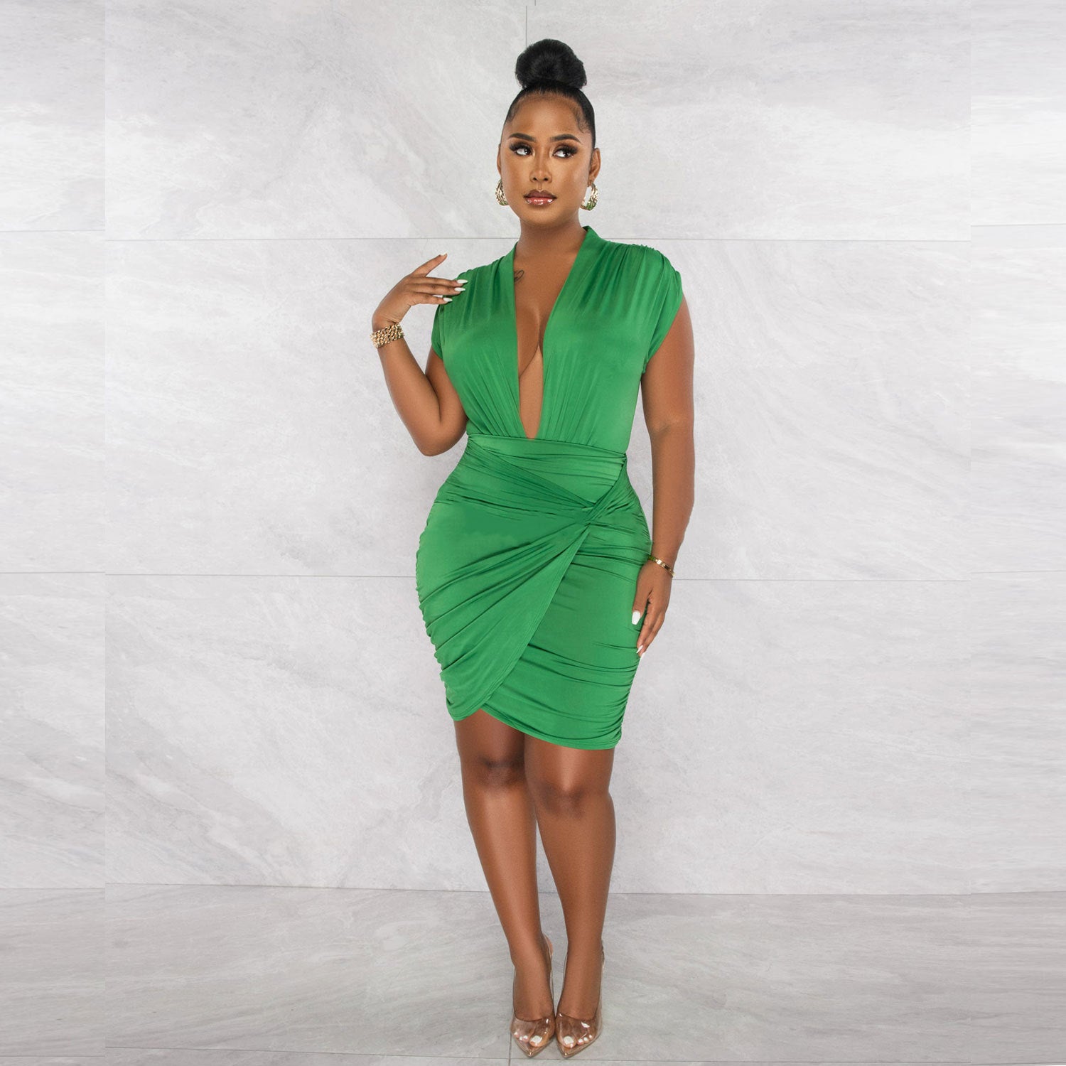 Sexy Solid Deep V-Neck Sleeveless Bodysuit And Skirt Two-Piece Nightclub Dress 4