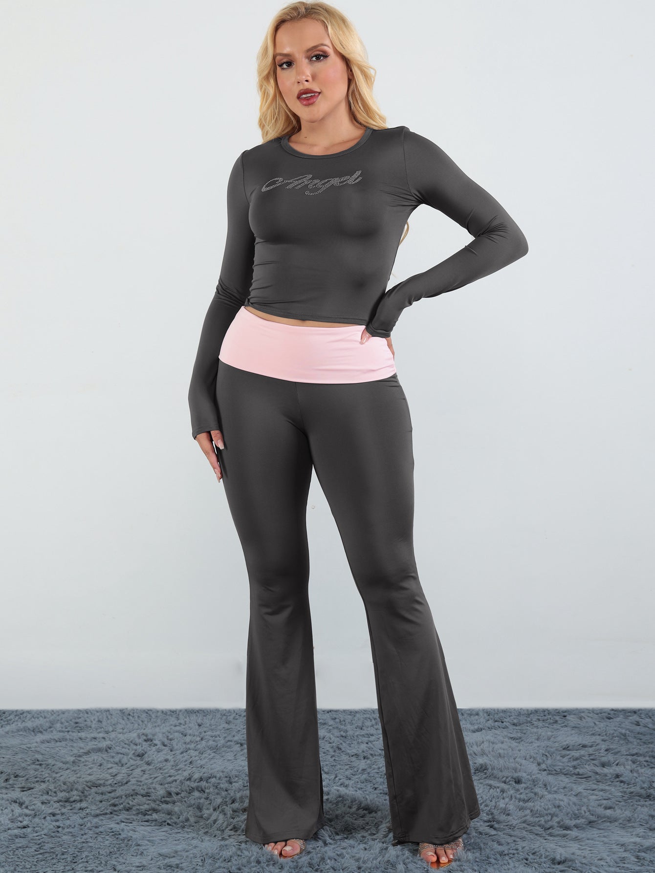 Women's Autumn And Winter Fashion Beaded Round Neck Long-Sleeved Top Contrast Color Bell Bottom Pants Two-Piece Set 5