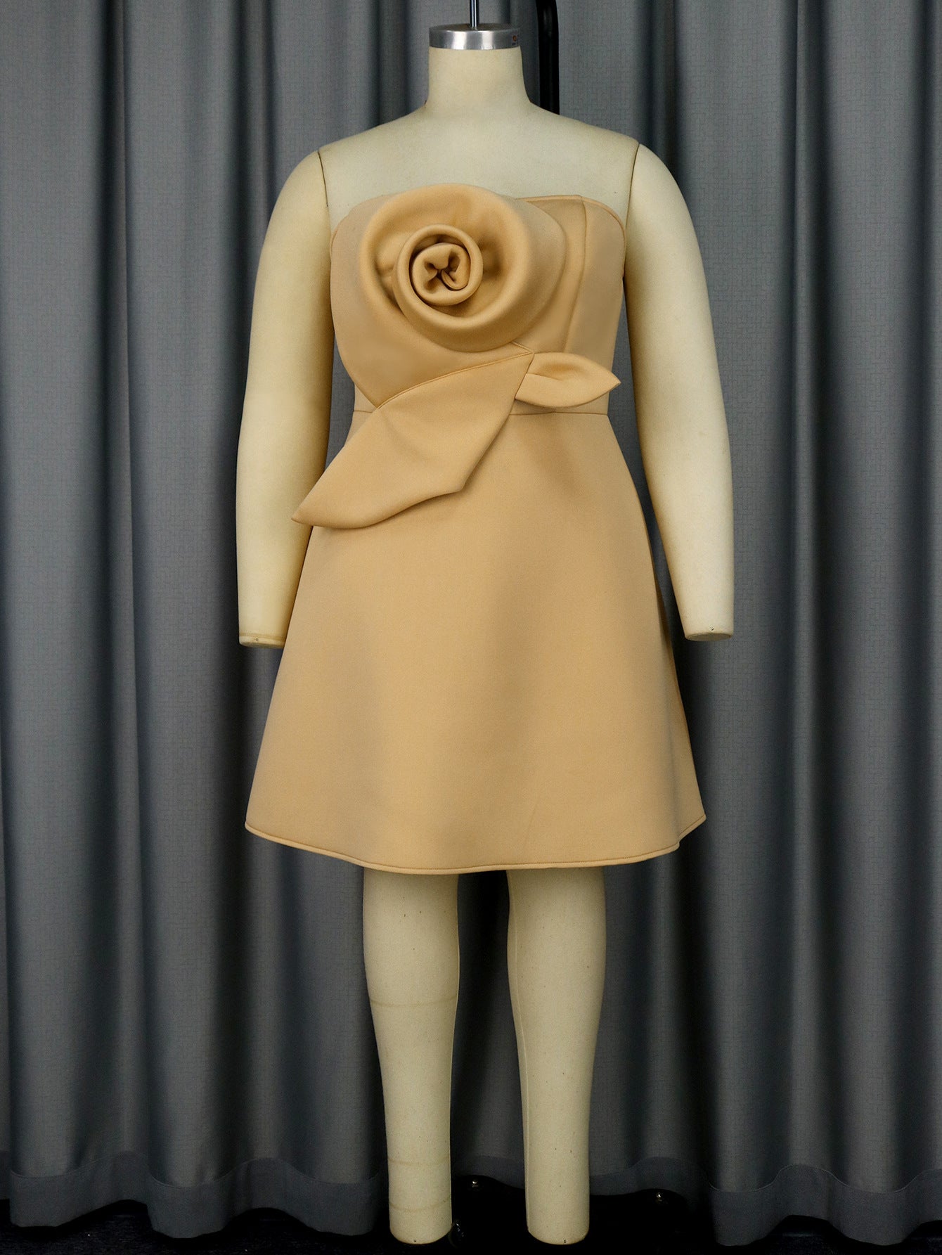 Spring Summer Sexy Low Back Strapless A-Line Slim Waist Luxury Party Dress 3