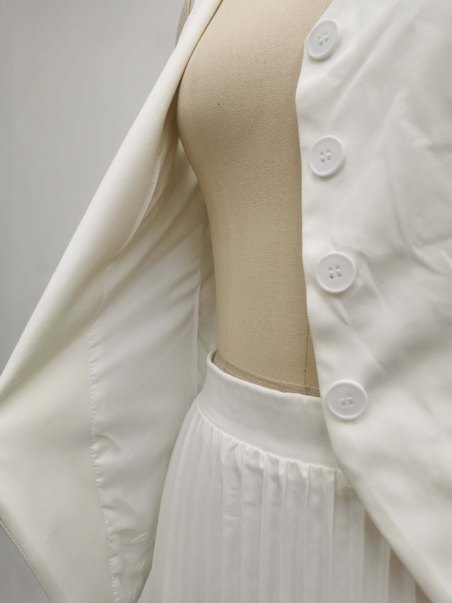 Summer Solid Color Chic Women's Vest Pleated Skirt Elegant Two-Piece Suit 13