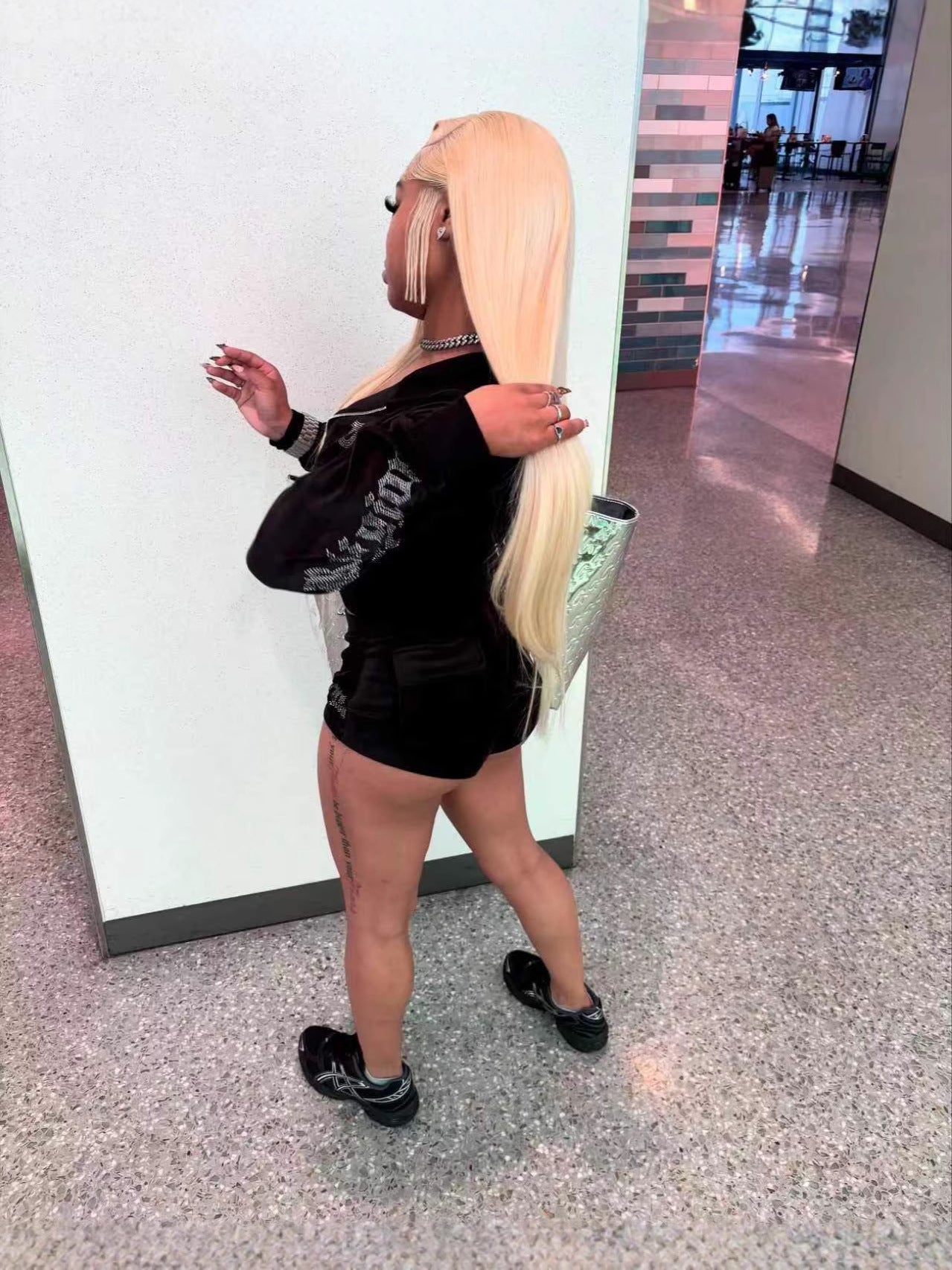 Women Beaded Jacket and Shorts Two-Piece Set 3