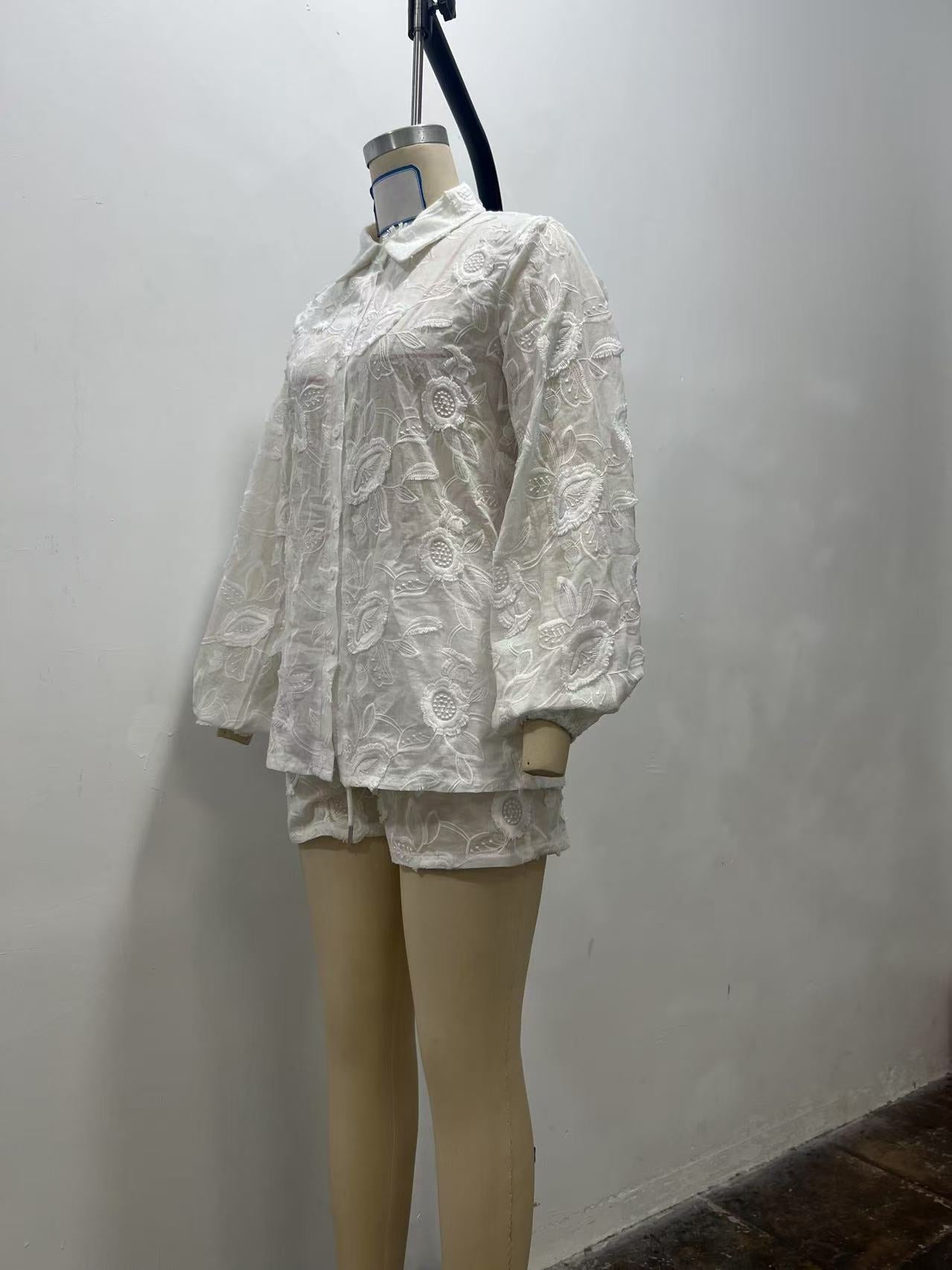 Women's Fashion Sexy White Lace Embroidery See-Through Shirt High Waist Shorts Two Piece Set 10