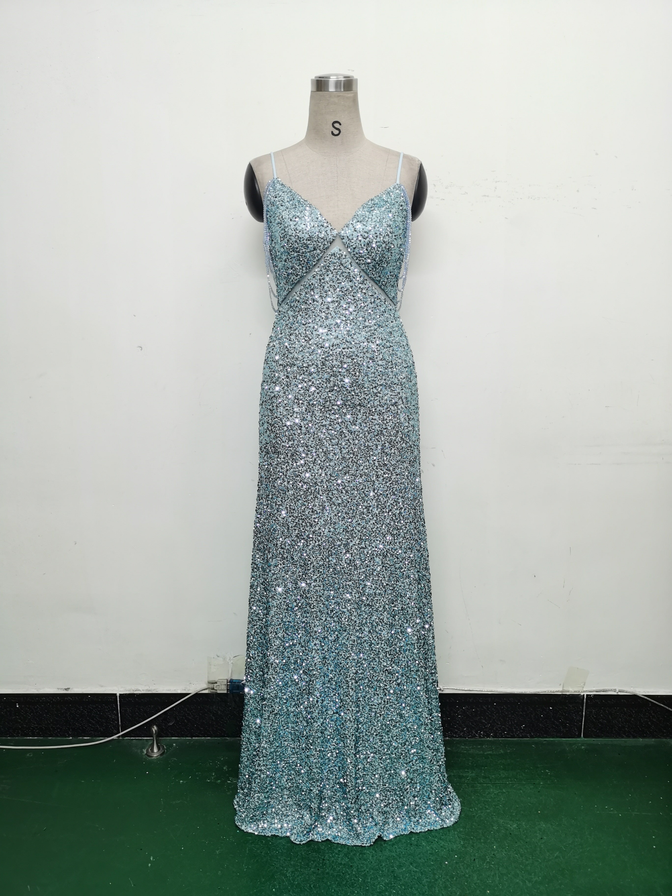Women mesh sequined evening dress 22