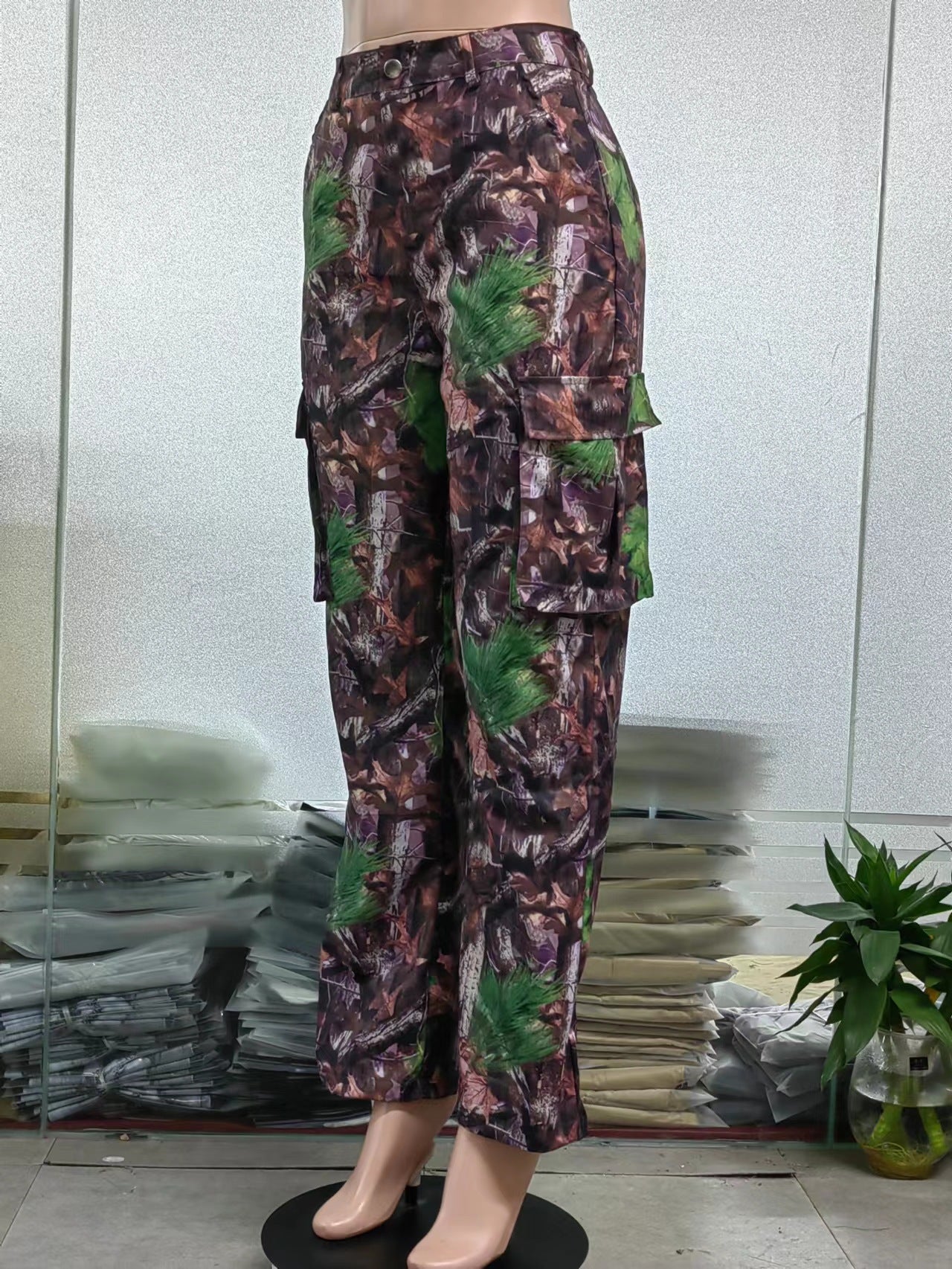 Autumn/Winter Fashion Leaf Print Straight High Waist Pocket Multicolor Cargo Pants 7