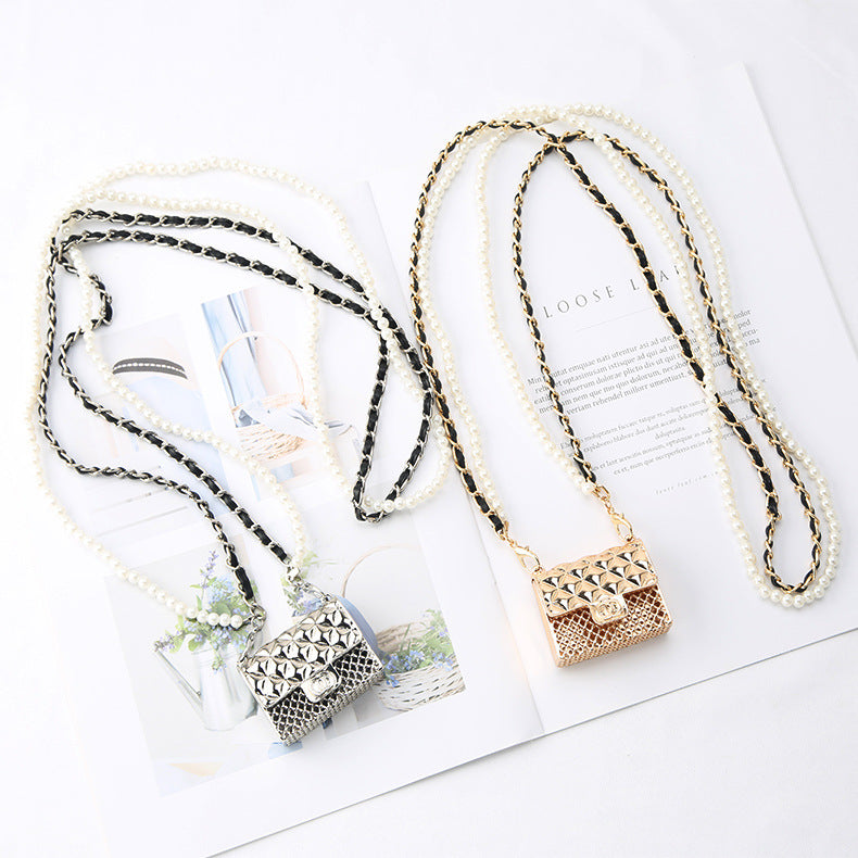 Women Hollow Diamond Earphone Bag Pearl Chain Waist Bag 5