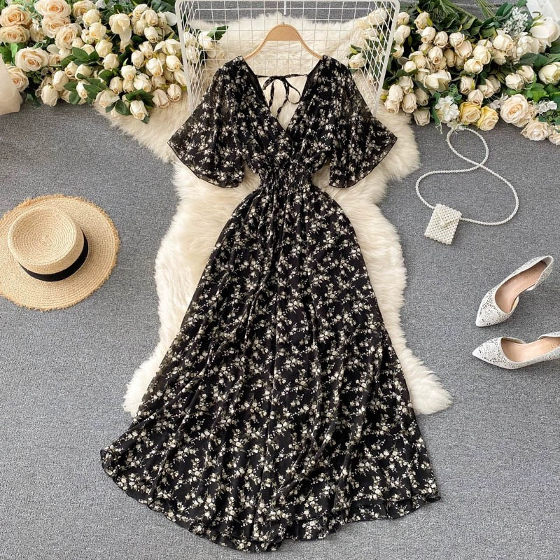 Women Summer Sexy V-Neck Beach Holidays Dress 4