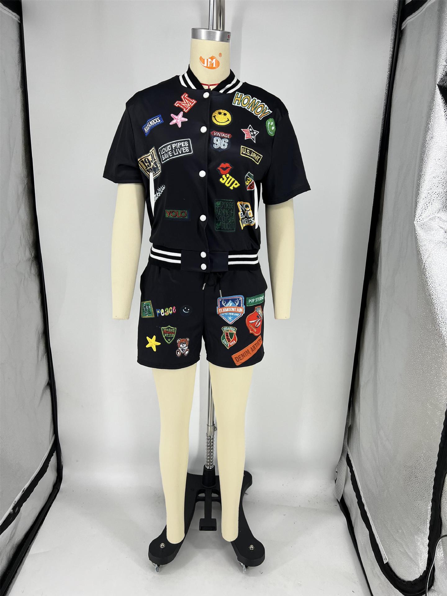 Badge Print Two-Piece Button Baseball Jersey Shorts Set Women 5