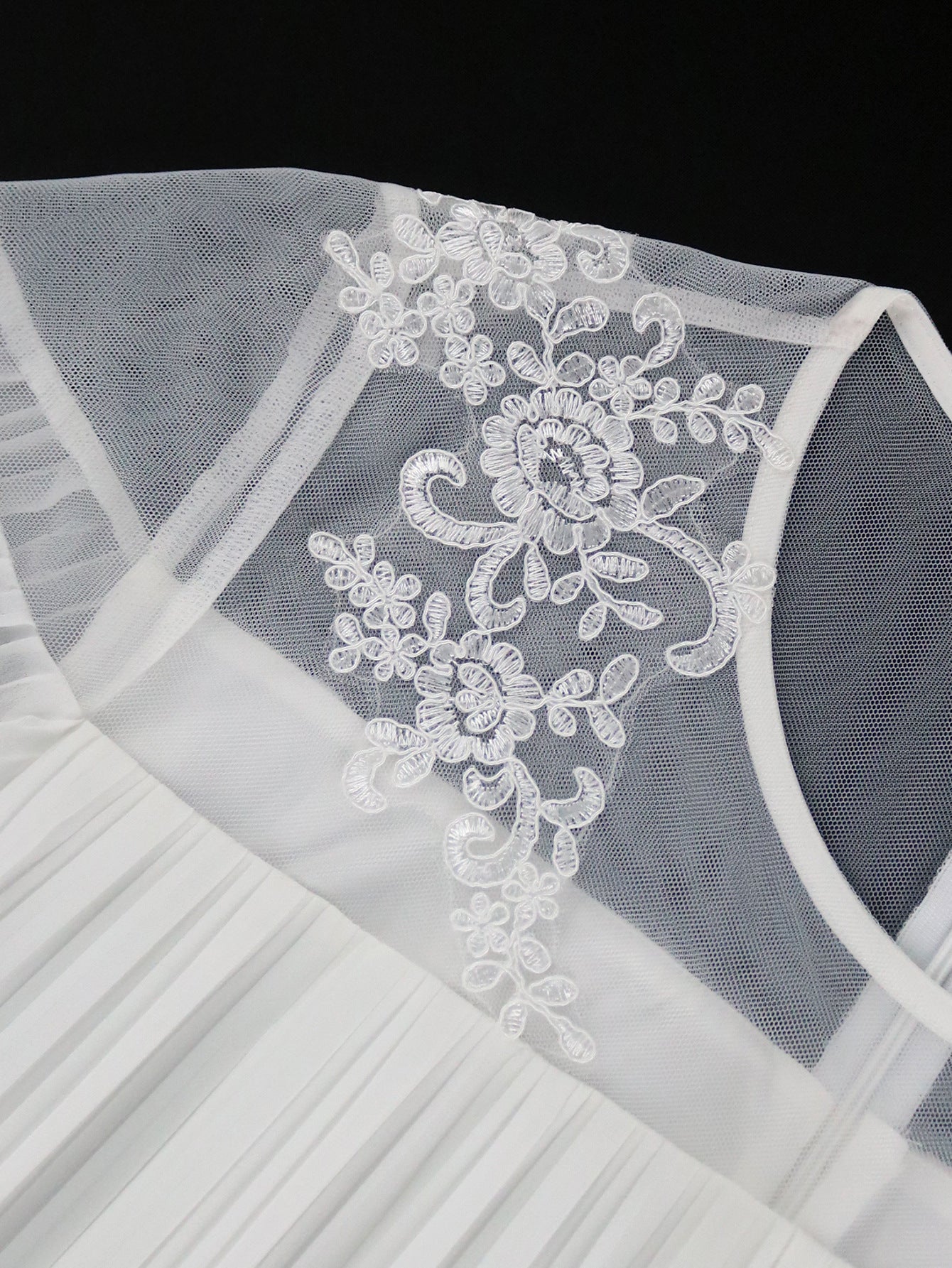 Plus-Size Women Elegant White Cutout Mesh Long-Sleeved Ruffled Belted Chiffon Dress 13