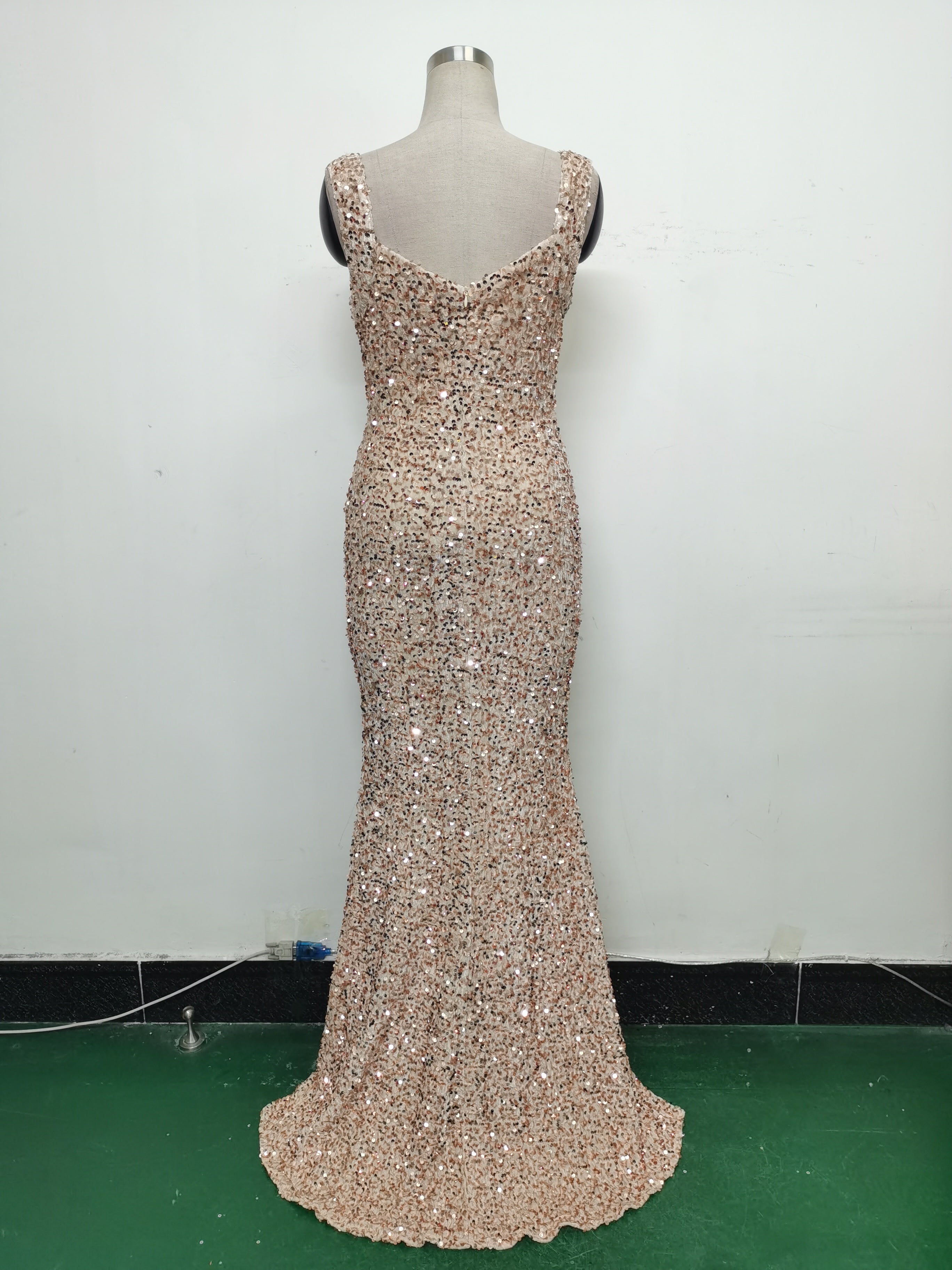Luxury strap sequined long evening gown 40