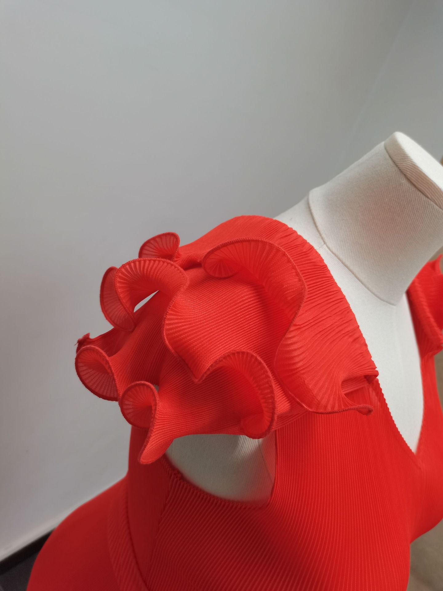 Plus Size Women Solid Pleated Dress 9