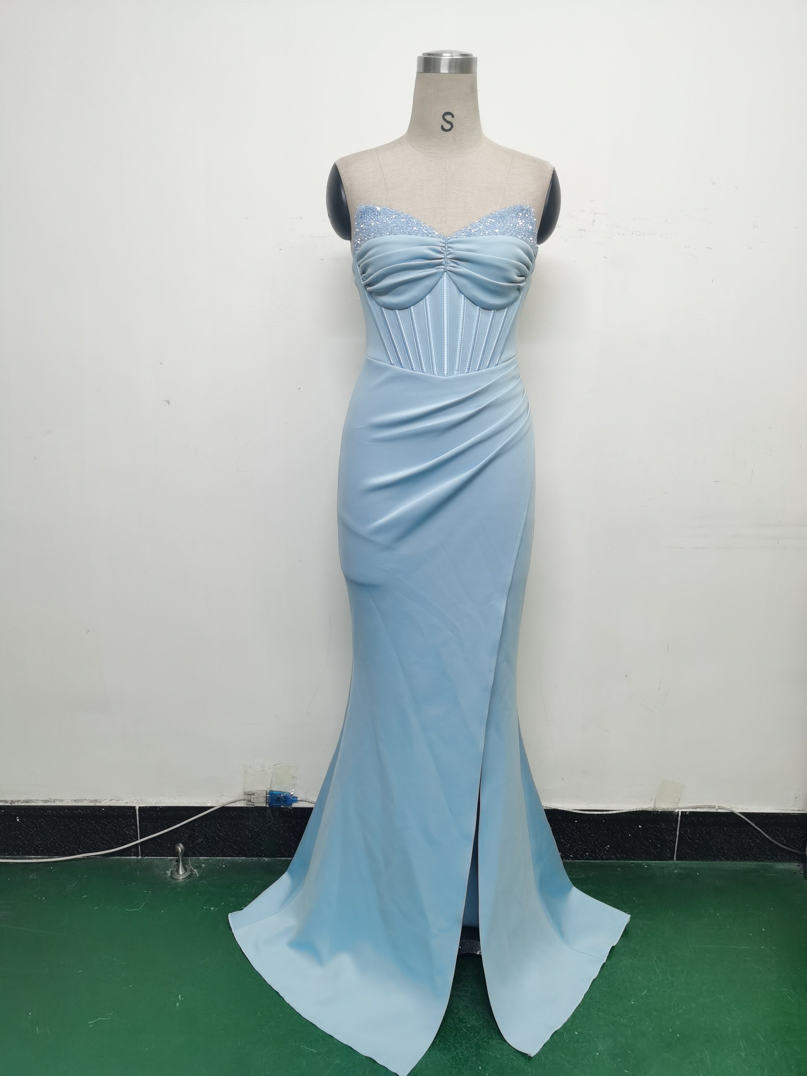 Women Fishbone Vest Beaded Evening Dress 33