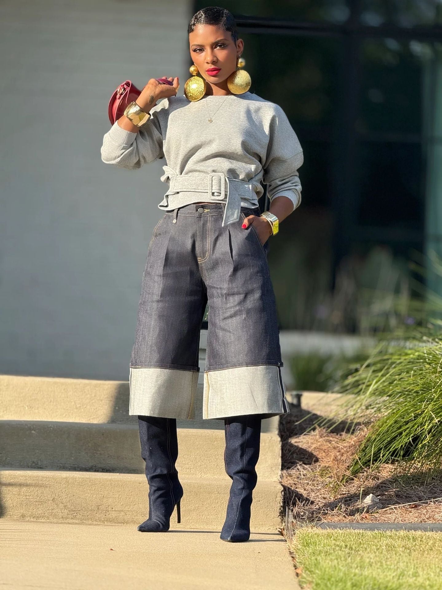 Women's Belt Buckle Pullover Sport Short Top 3