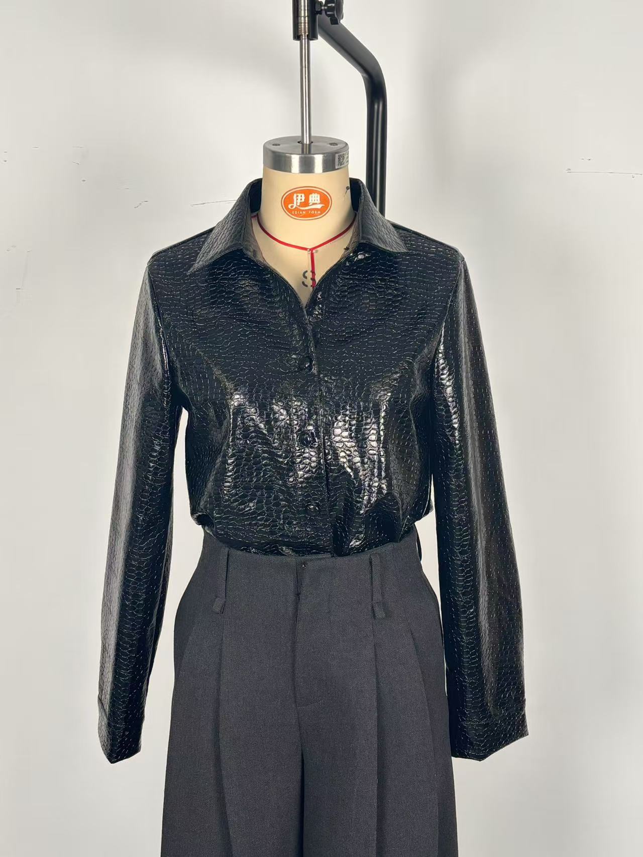 Women Pu Leather Shiny Snake Print Long-Sleeved Shirt 7