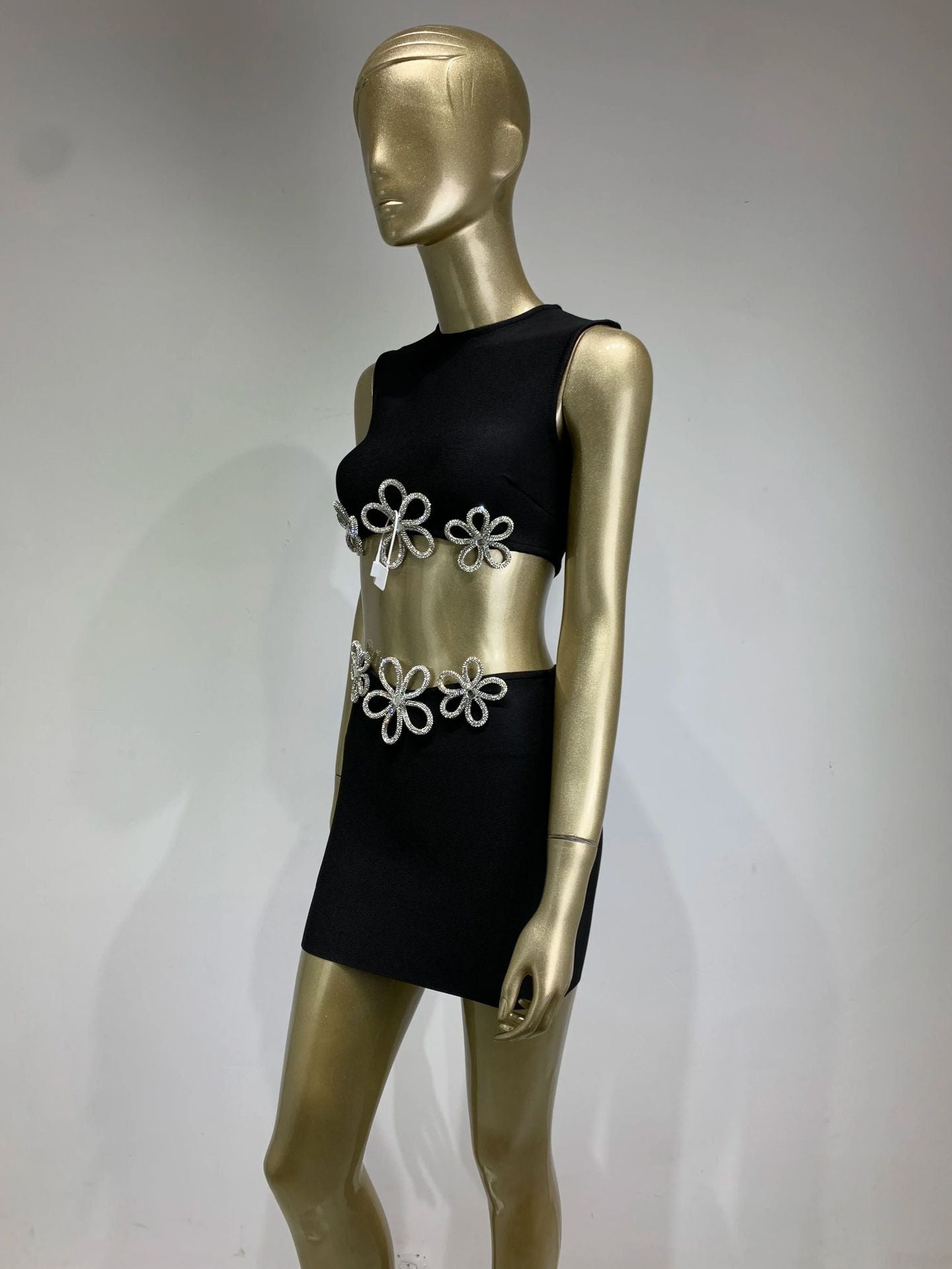 Women Sexy Embroidered Top and Bandage Skirt Two-piece Set 9