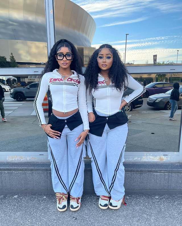 Women Autumn and Winter Retro American Letter Print Contrast Zipper Top 3