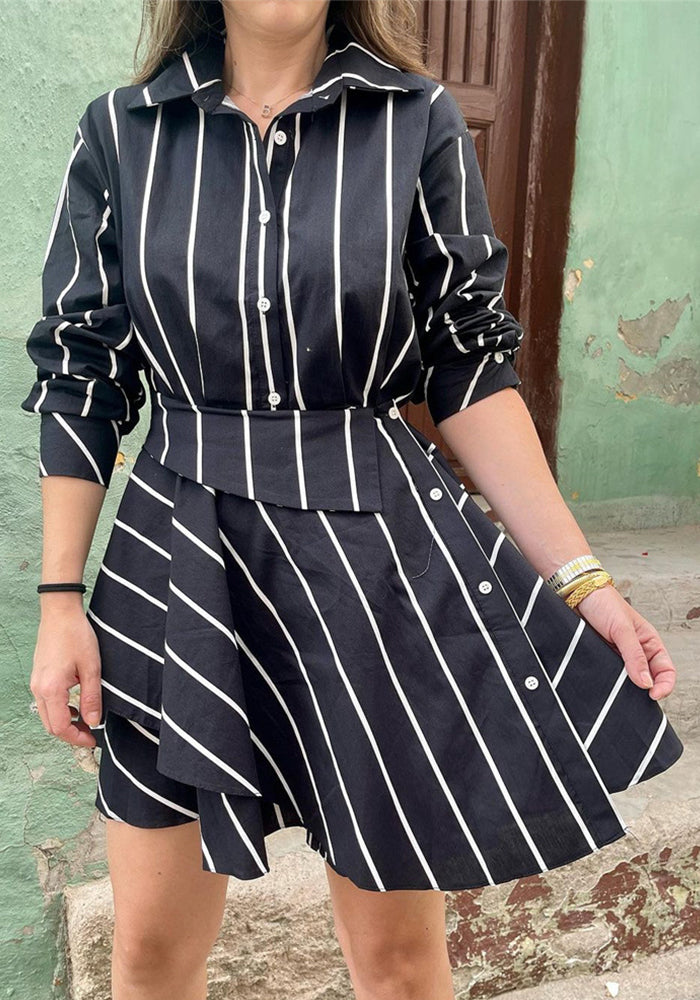 Women fashionable black and white striped print long sleeve dress