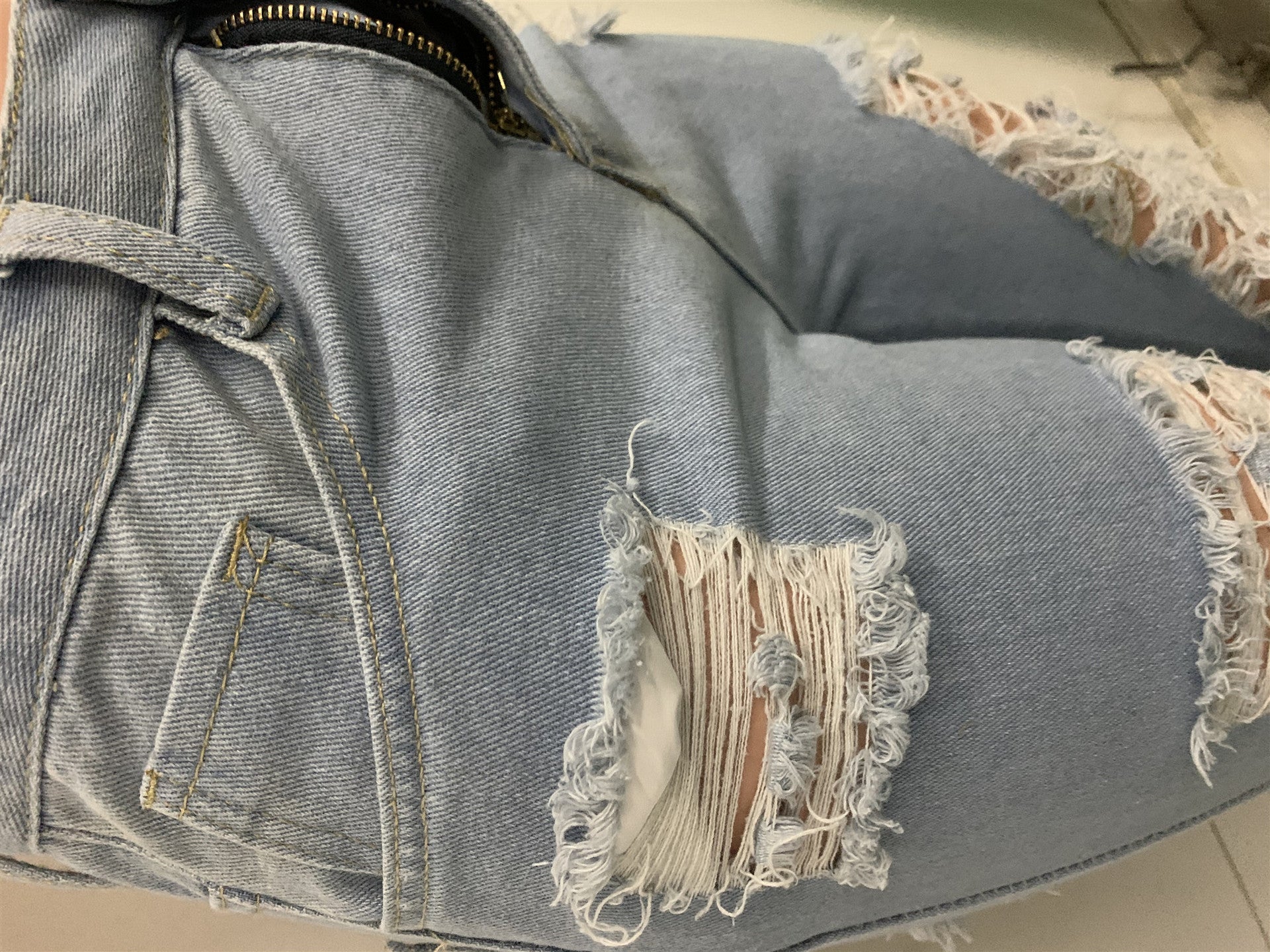 Women's Fringed Ripped Classic Denim Ruffle Trouser 44