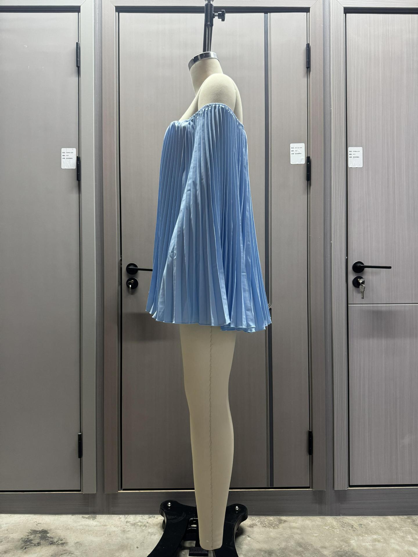 Women Summer Pleated Off-Shoulder Top and Shorts 2-Piece Set 31