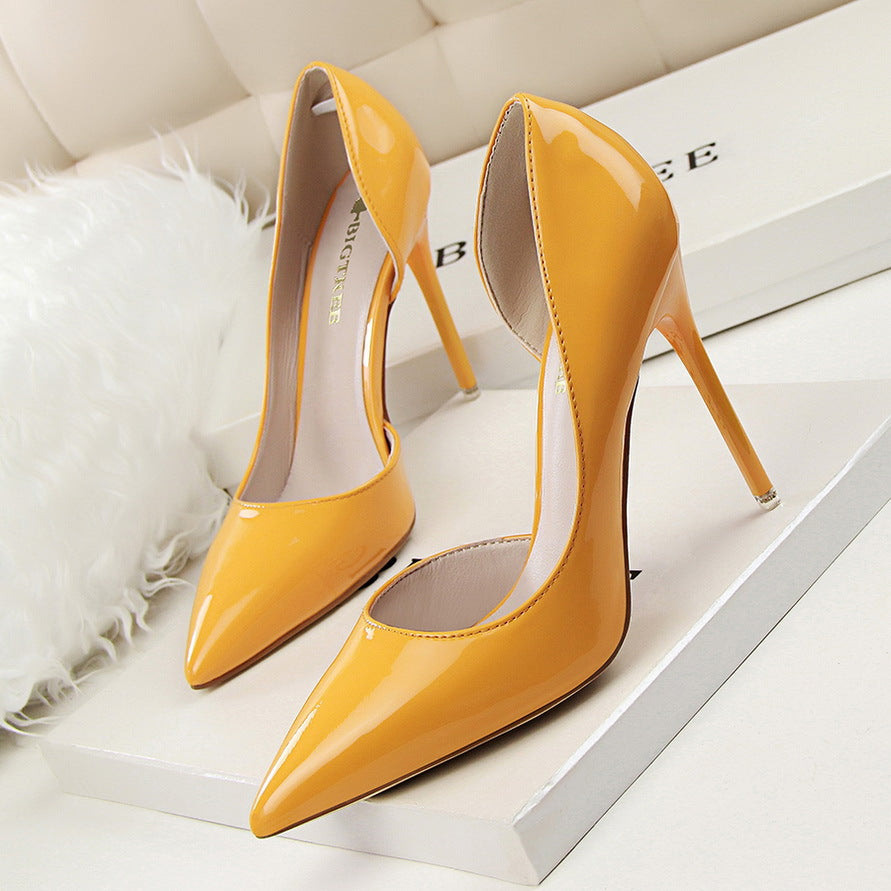 Fashionable High-Heeled Patent Leather Stiletto Shallow Mouth Pointed Toe Hollow Sexy High-Heeled Shoes