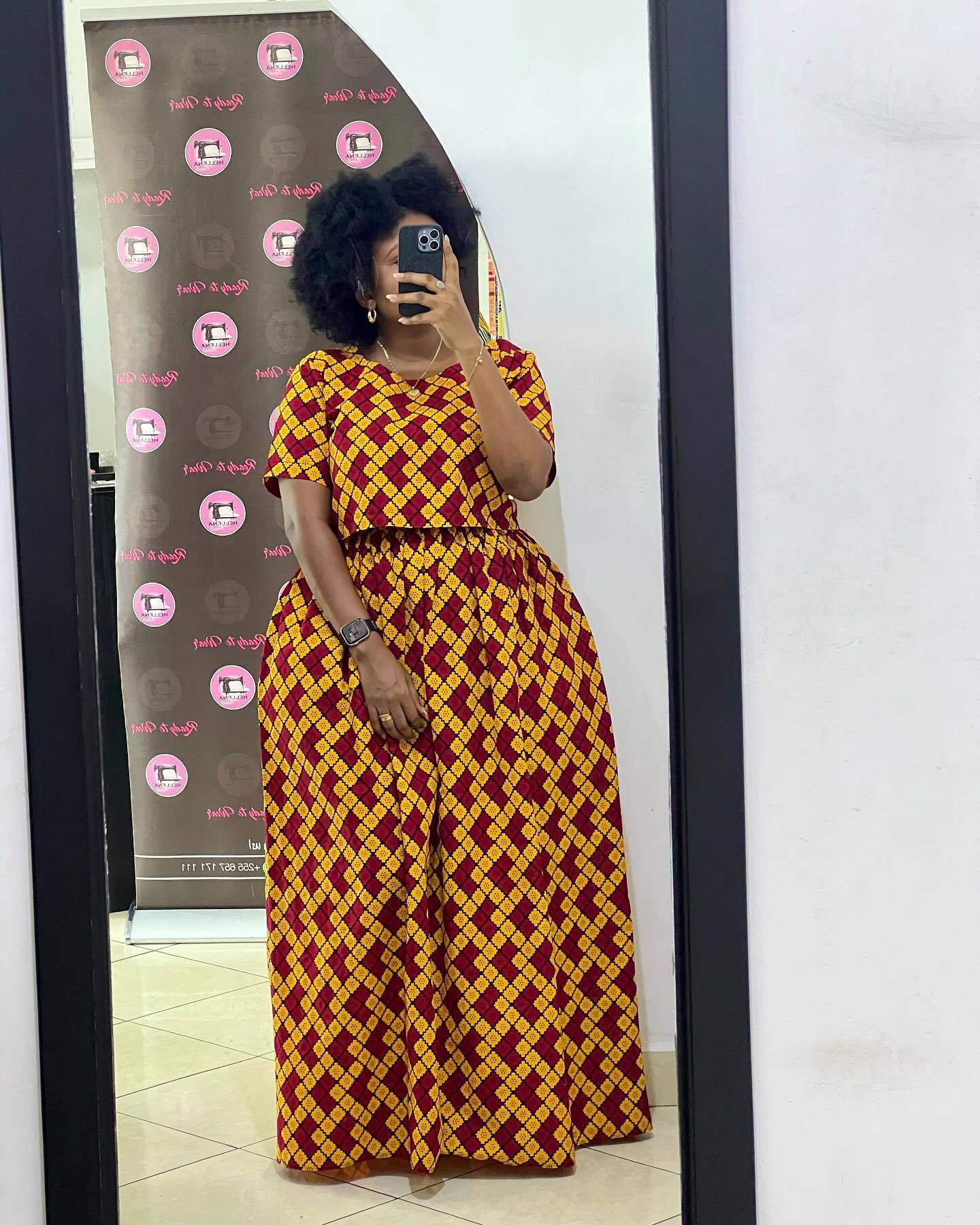 Women Sexy Printed Top and Loose Wide Leg Pants Two-piece Set 4