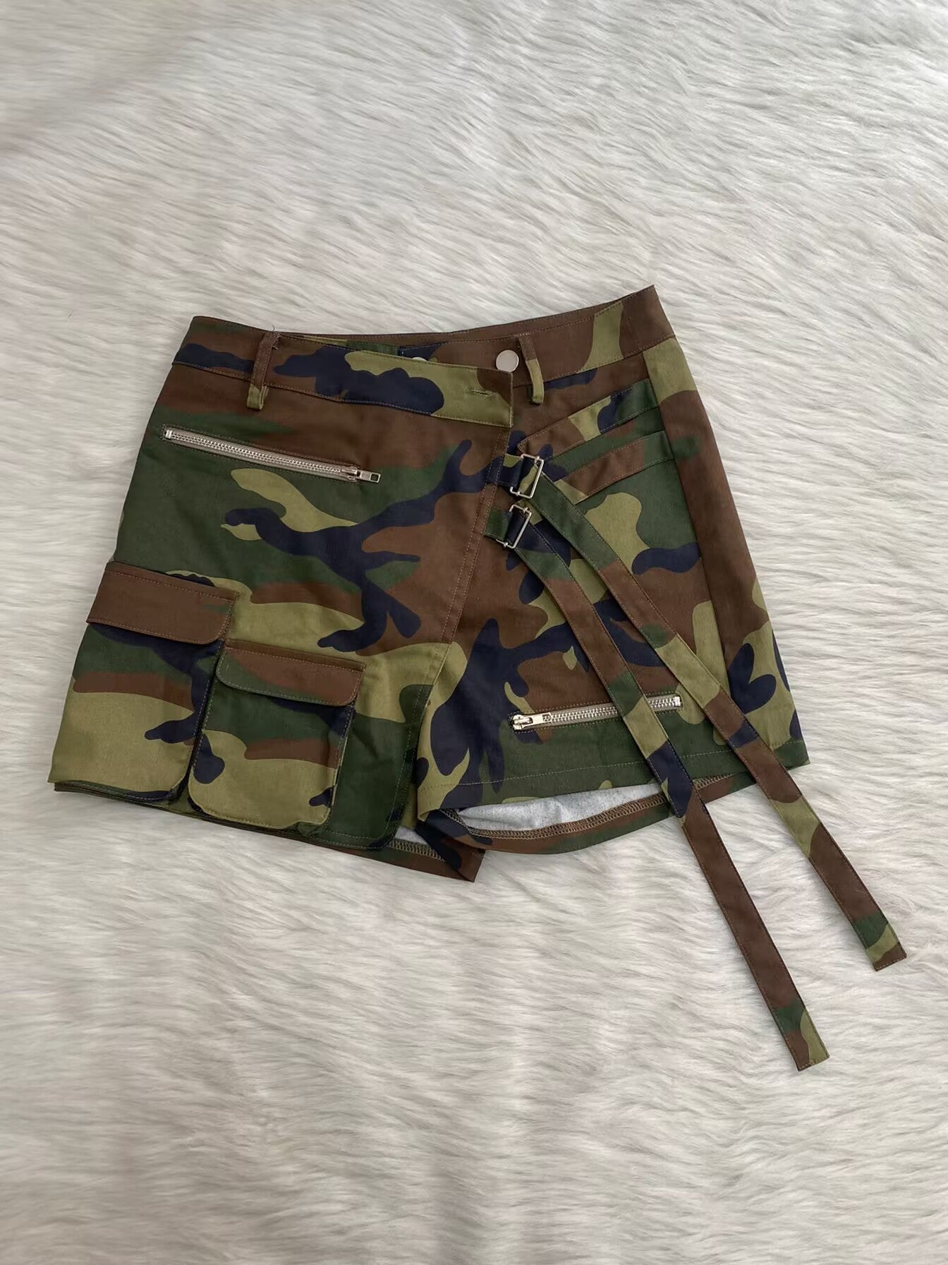 Casual Zipper Camouflage Pocket Shorts for Women 7
