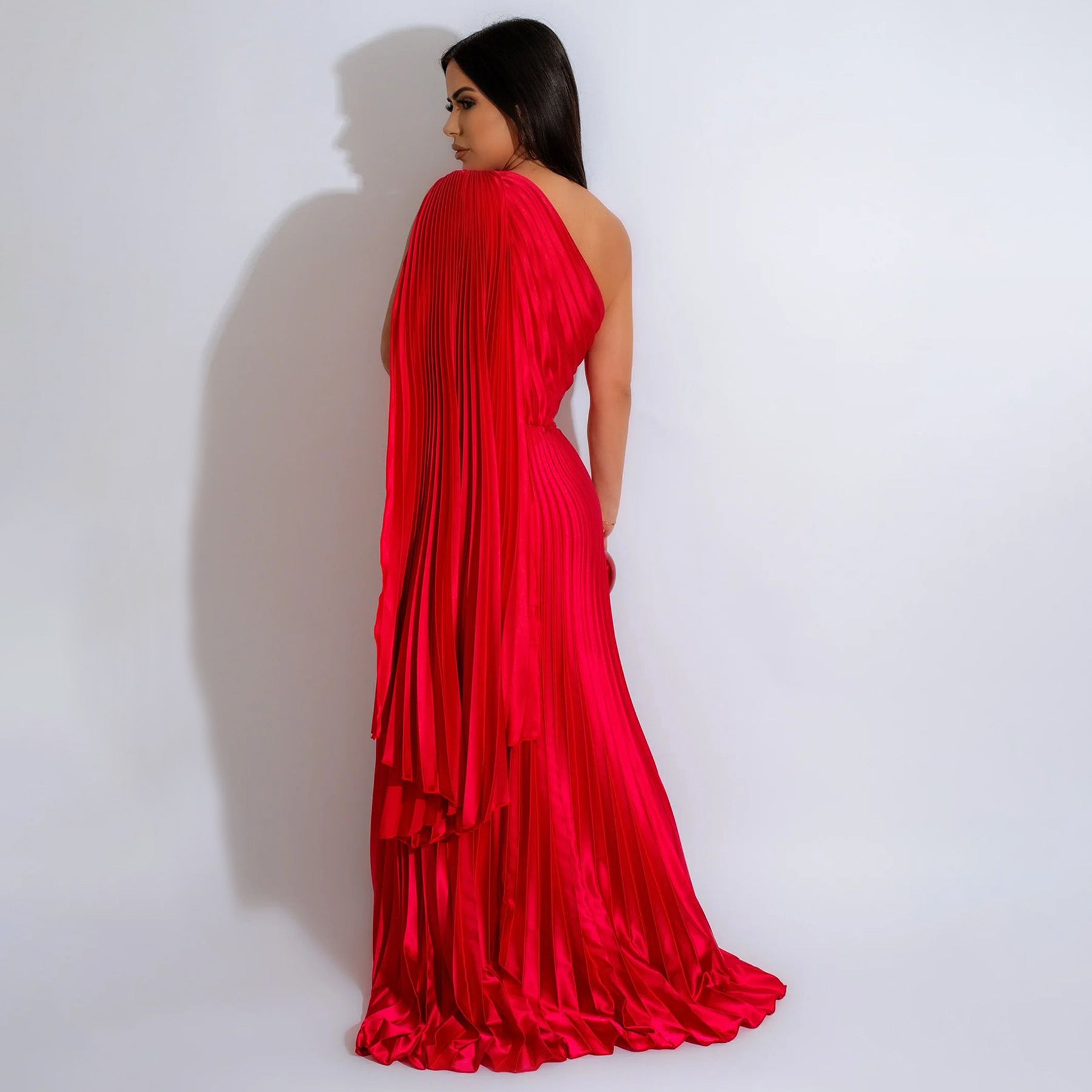 Women one-shoulder pleated Slash Shoulder dress