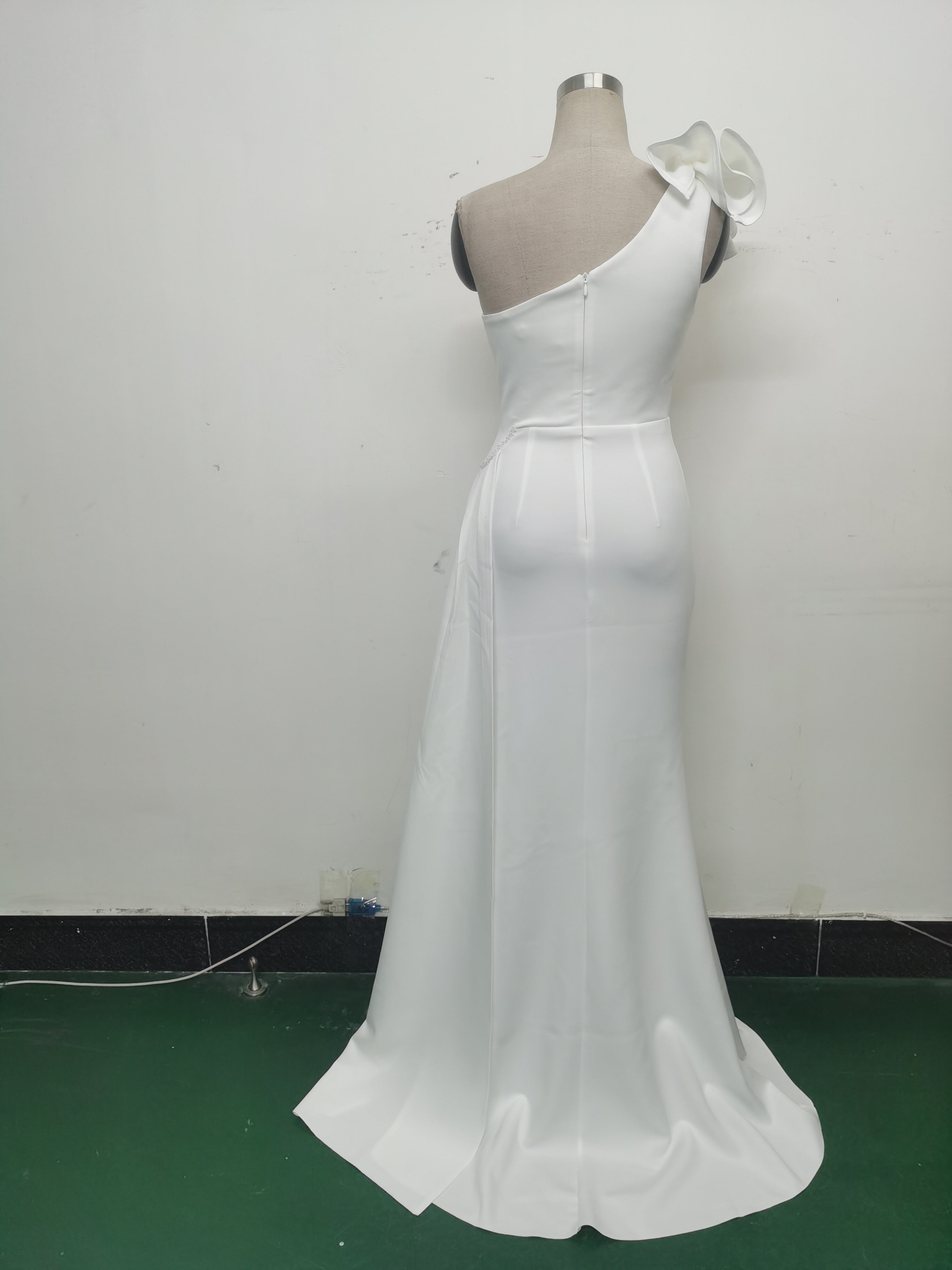 Elegant Flower Slash Shoulder Slit Evening Dress 27