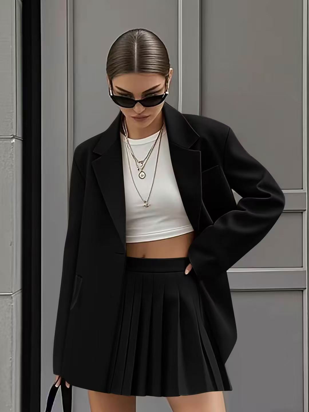 Women Casual Blazer and Pleated Skirt Two-piece Set 3