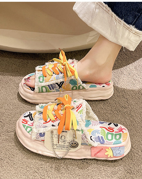 Women Graffiti Thick Soled Slippers 11
