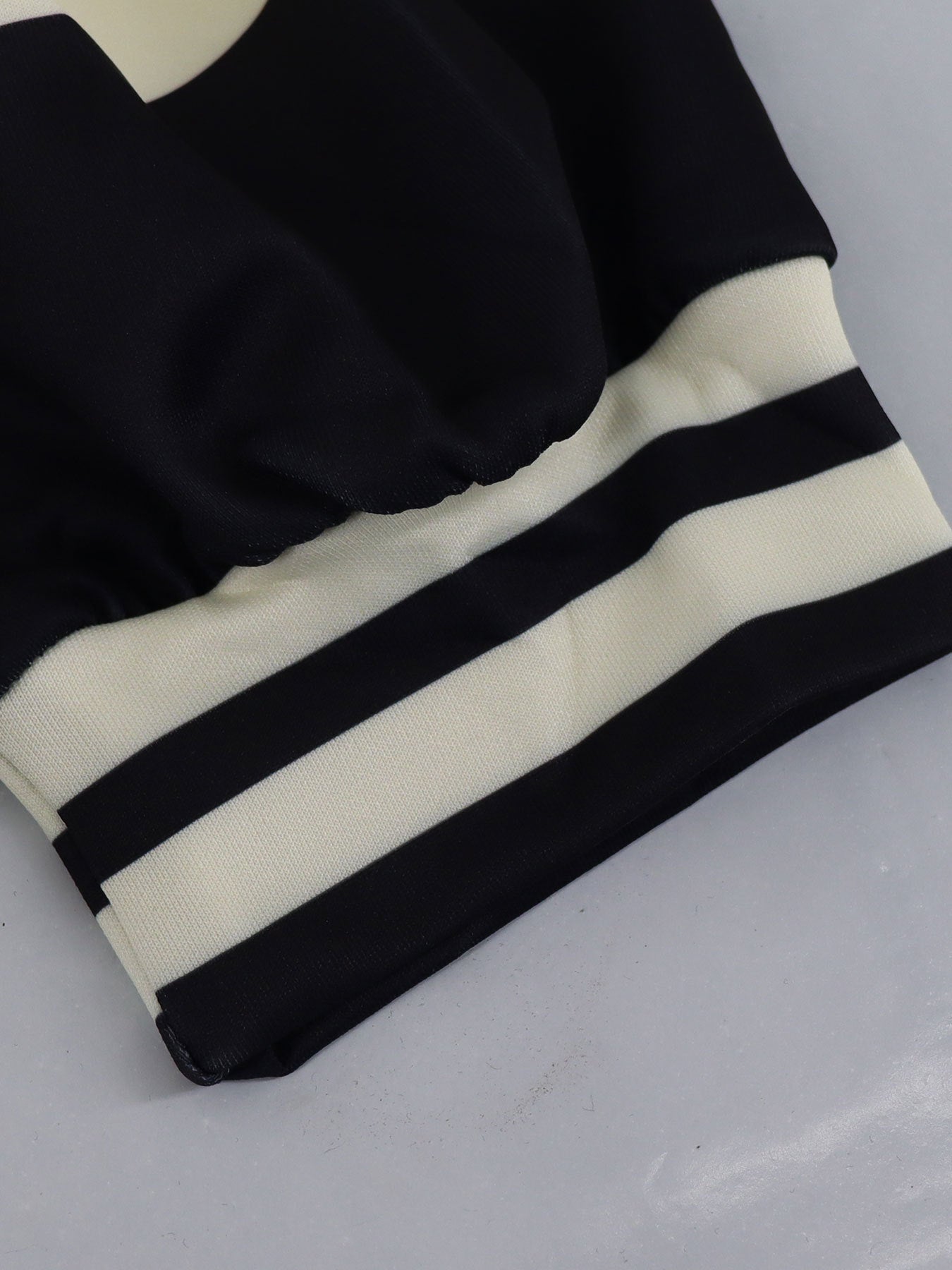 Women Long-Sleeved Letter-Print Casual Top 17