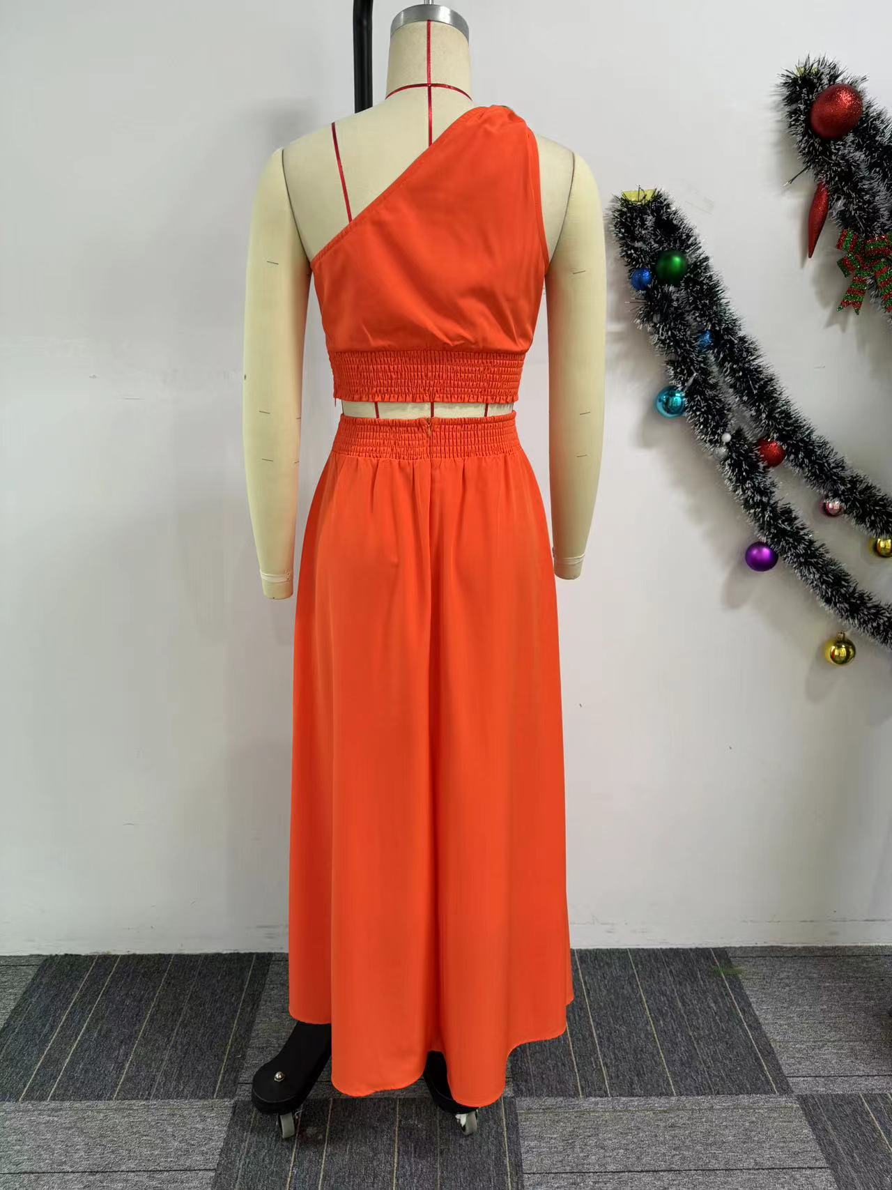 Women Slash Shoulder Slit Sleeveless Top and Skirt Two-piece Set 8