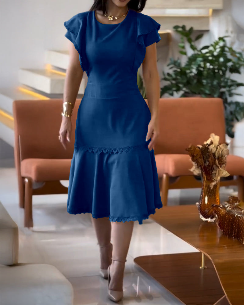 Solid Color Lace Trim Patchwork Bell Sleeve Slim Waist Ruffle Dress 4