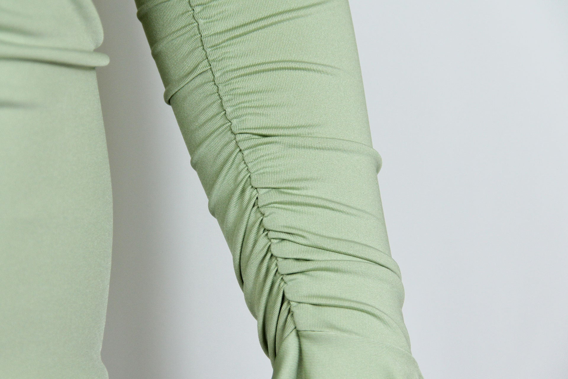 Women autumn/winter long-sleeved sexy off-shoulder bodycon dress with bell bottom sleeves 33