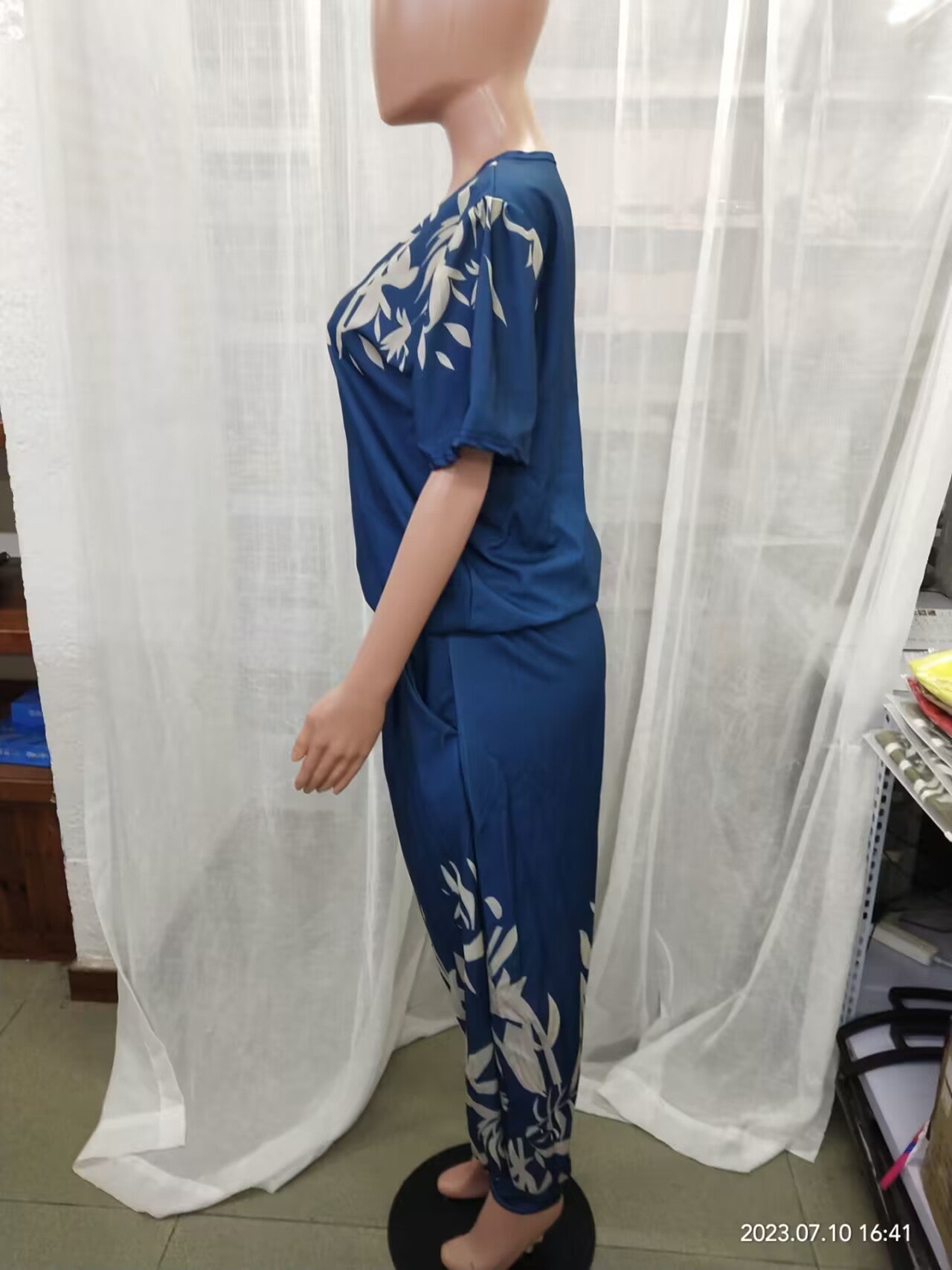 Women's Fashion Casual V-Neck Printed Short-Sleeved Trousers Set Two-Piece Set 16