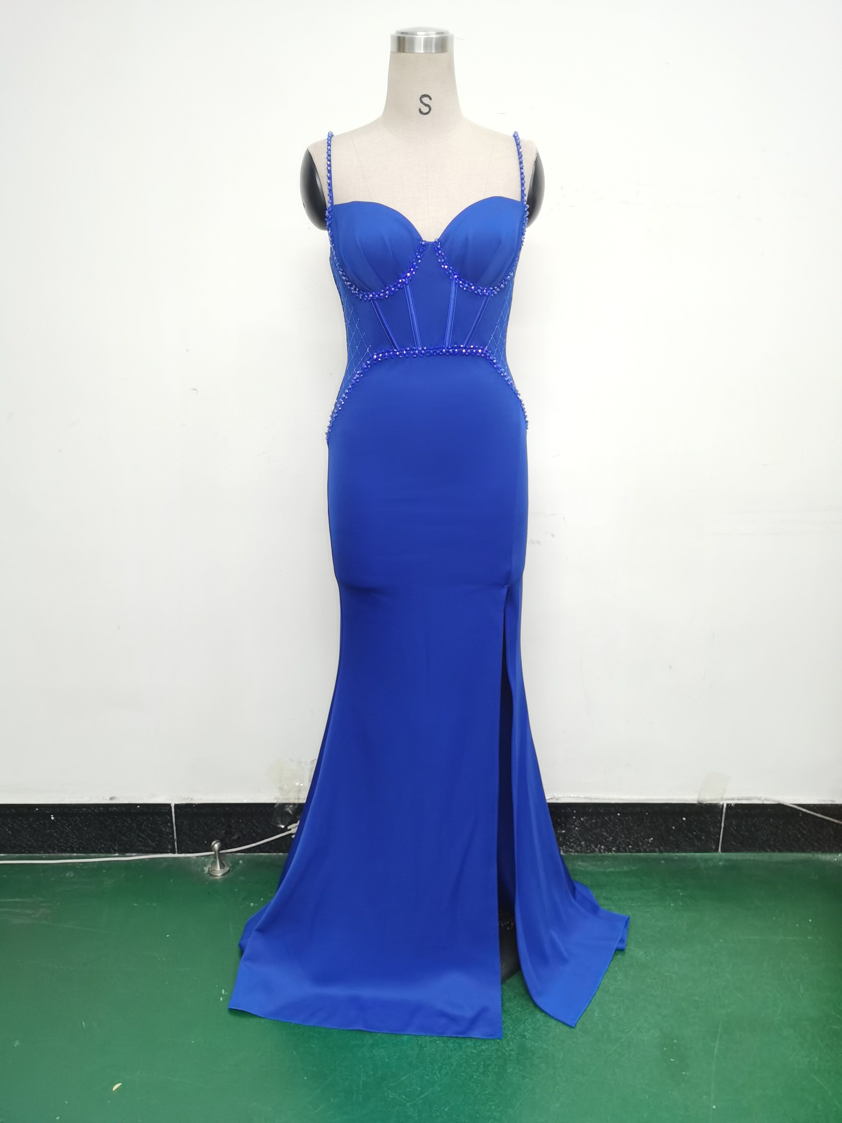 Women Strappy Heart-Shaped Lace Grid Embroidery Beaded Fishbone Formal Party Evening Dress 27